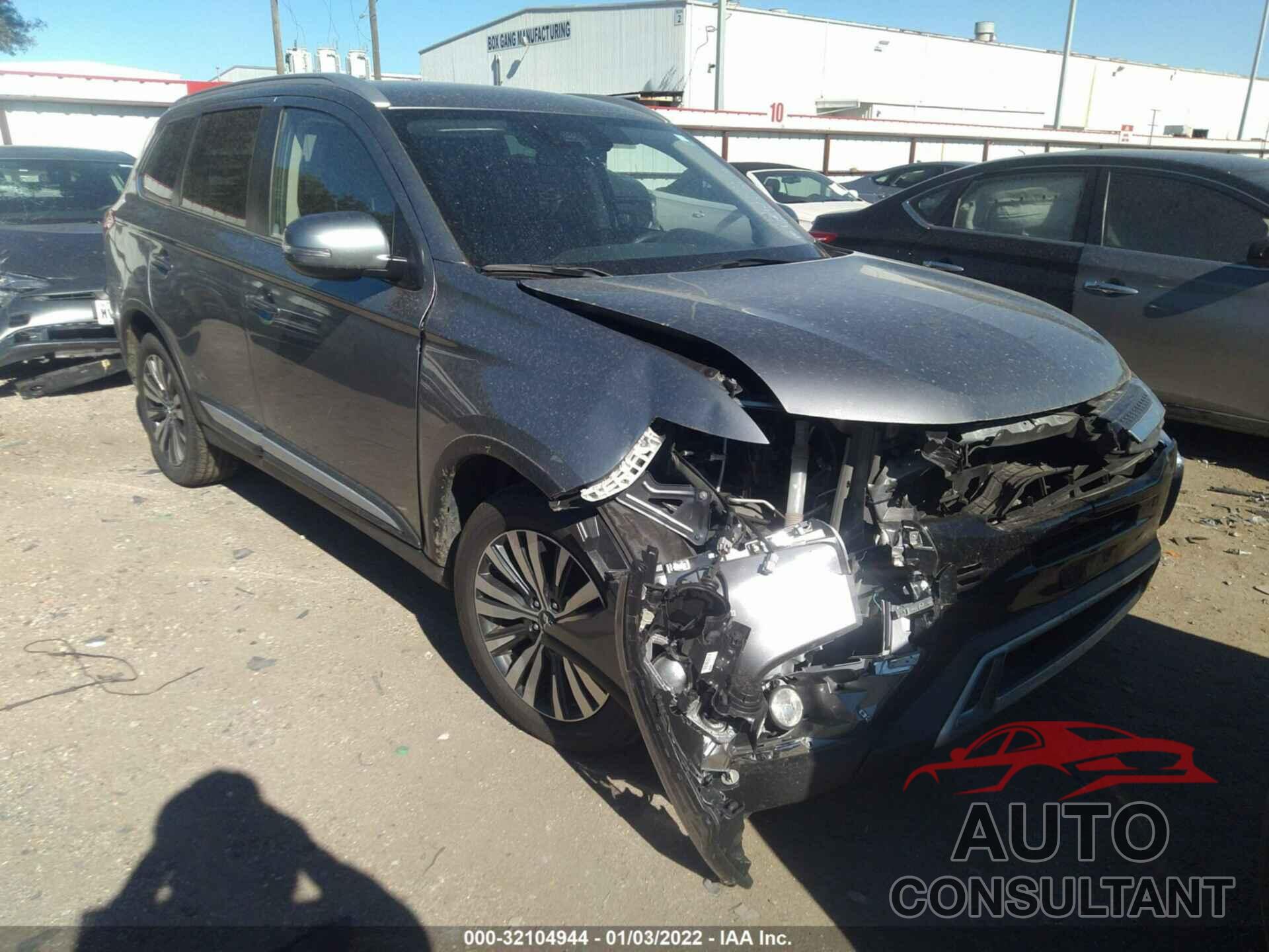MITSUBISHI OUTLANDER 2020 - JA4AZ3A38LZ031026