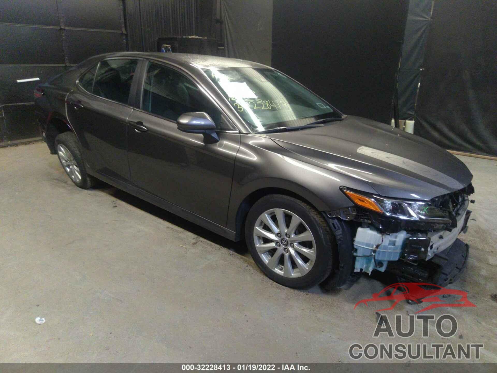 TOYOTA CAMRY 2019 - 4T1B11HK1KU249254