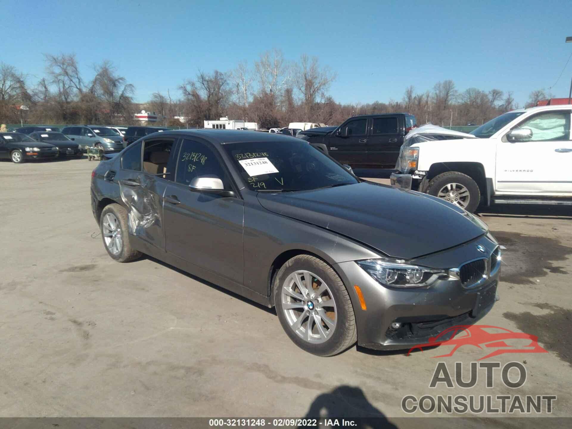 BMW 3 SERIES 2018 - WBA8E5G55JNU46570