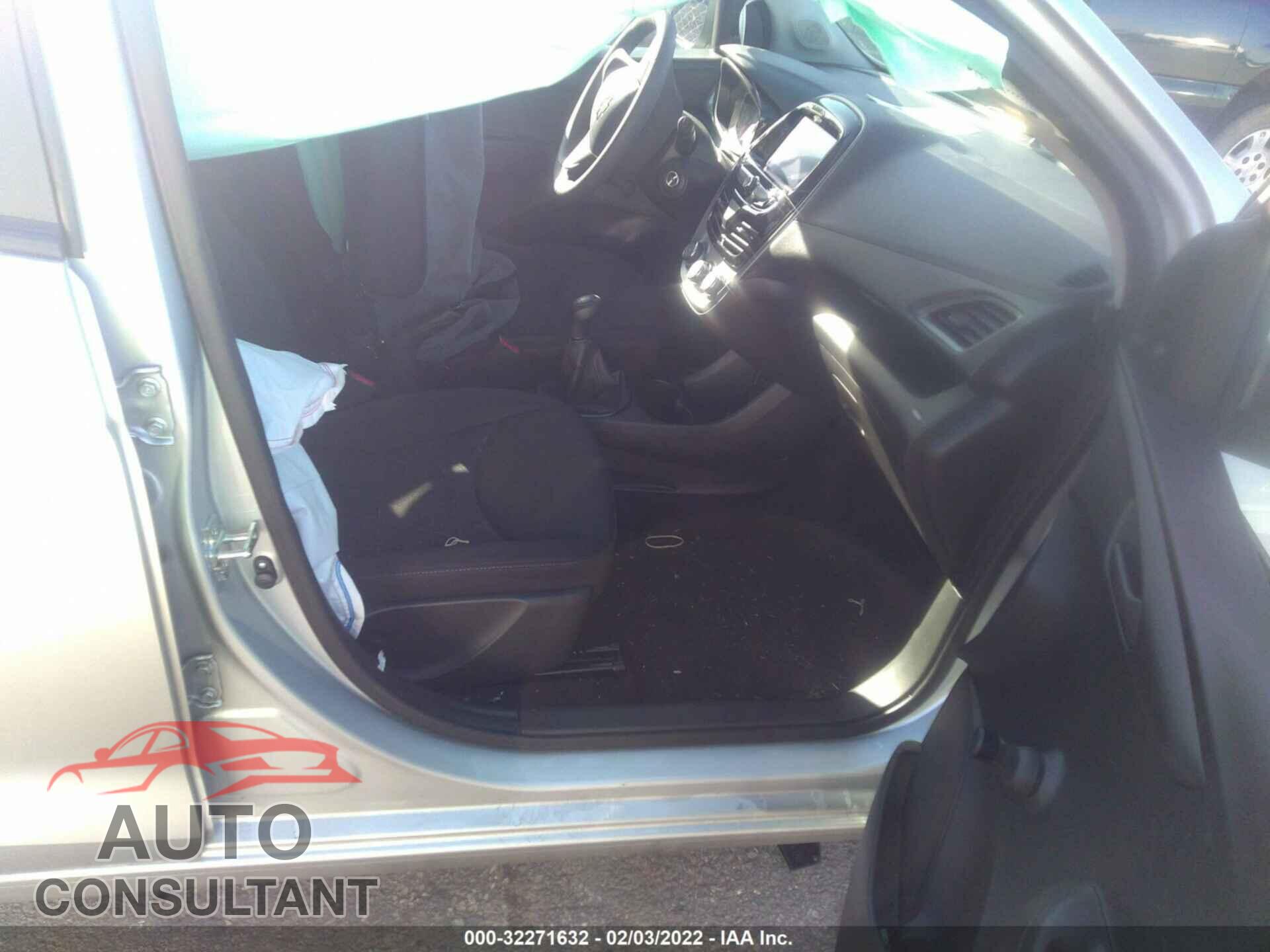 CHEVROLET SPARK 2020 - KL8CA6SA8LC446427