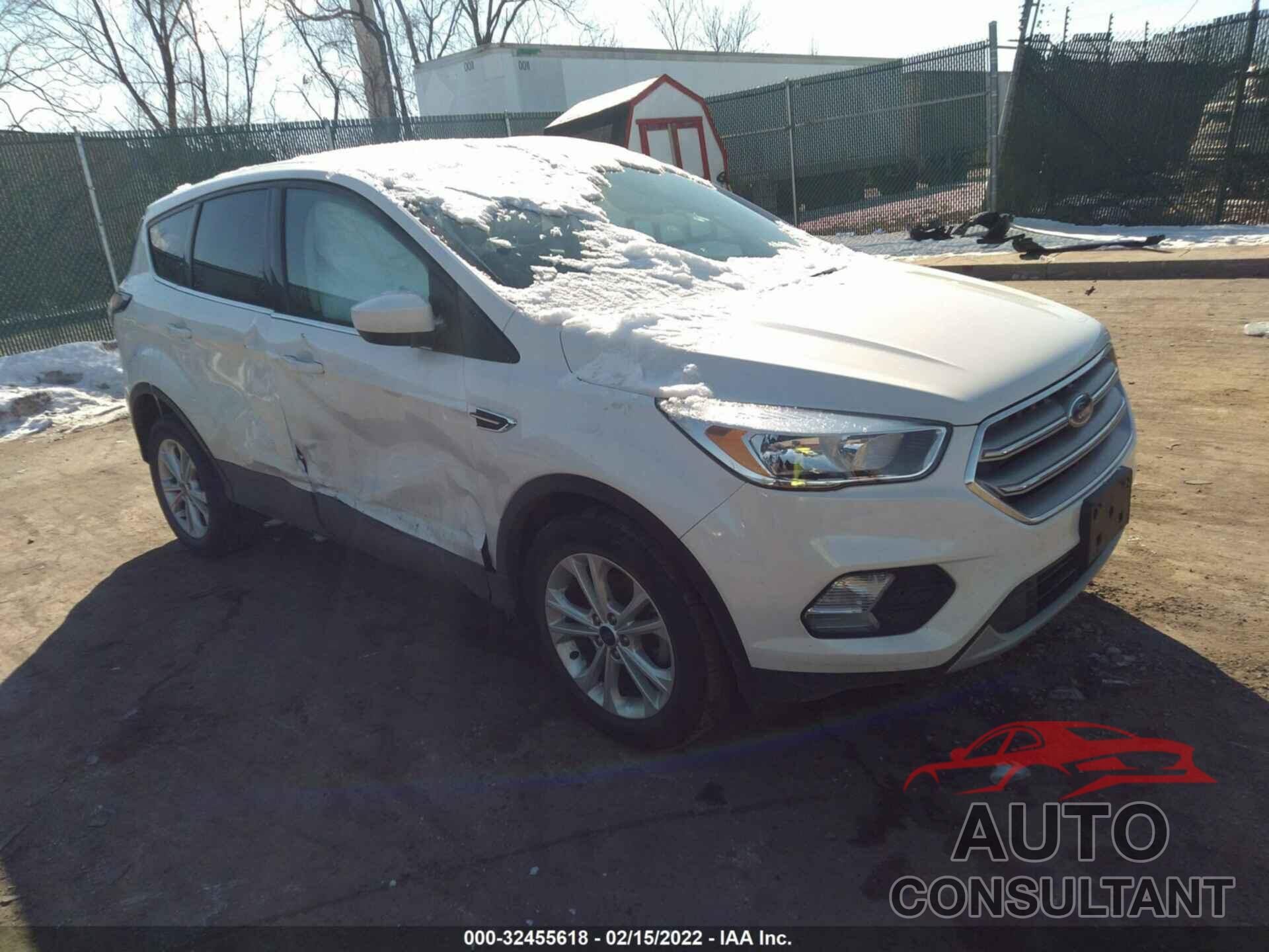 FORD ESCAPE 2017 - 1FMCU0GD9HUE28935