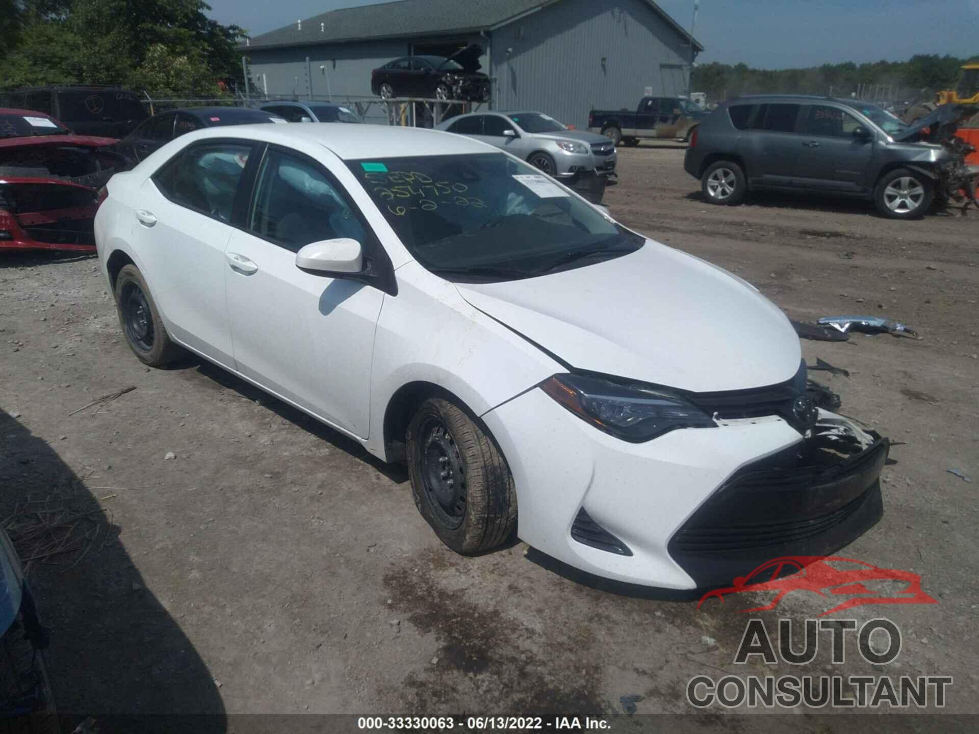 TOYOTA COROLLA 2018 - 2T1BURHE7JC988015