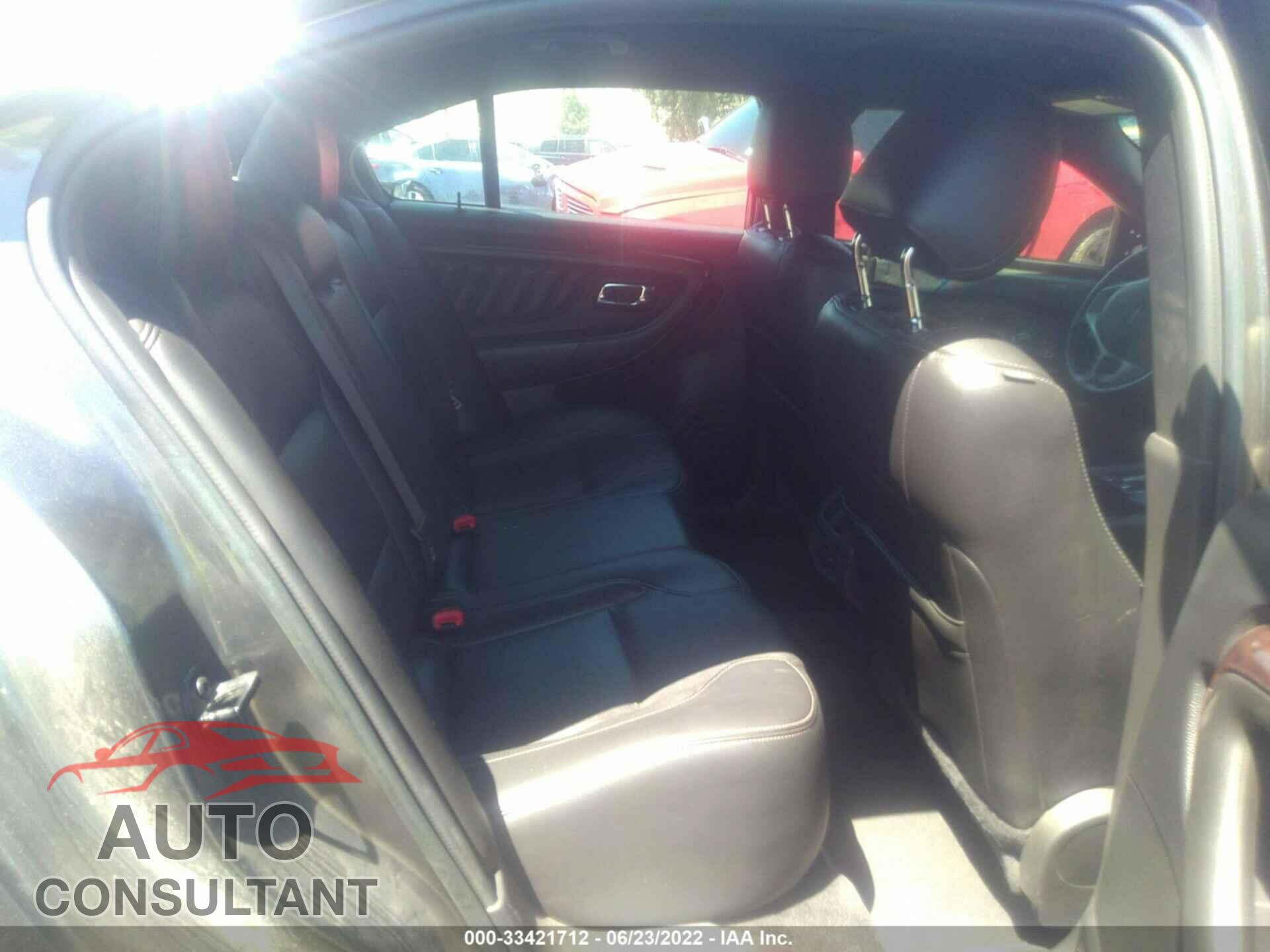 FORD TAURUS 2017 - 1FAHP2F89HG121710