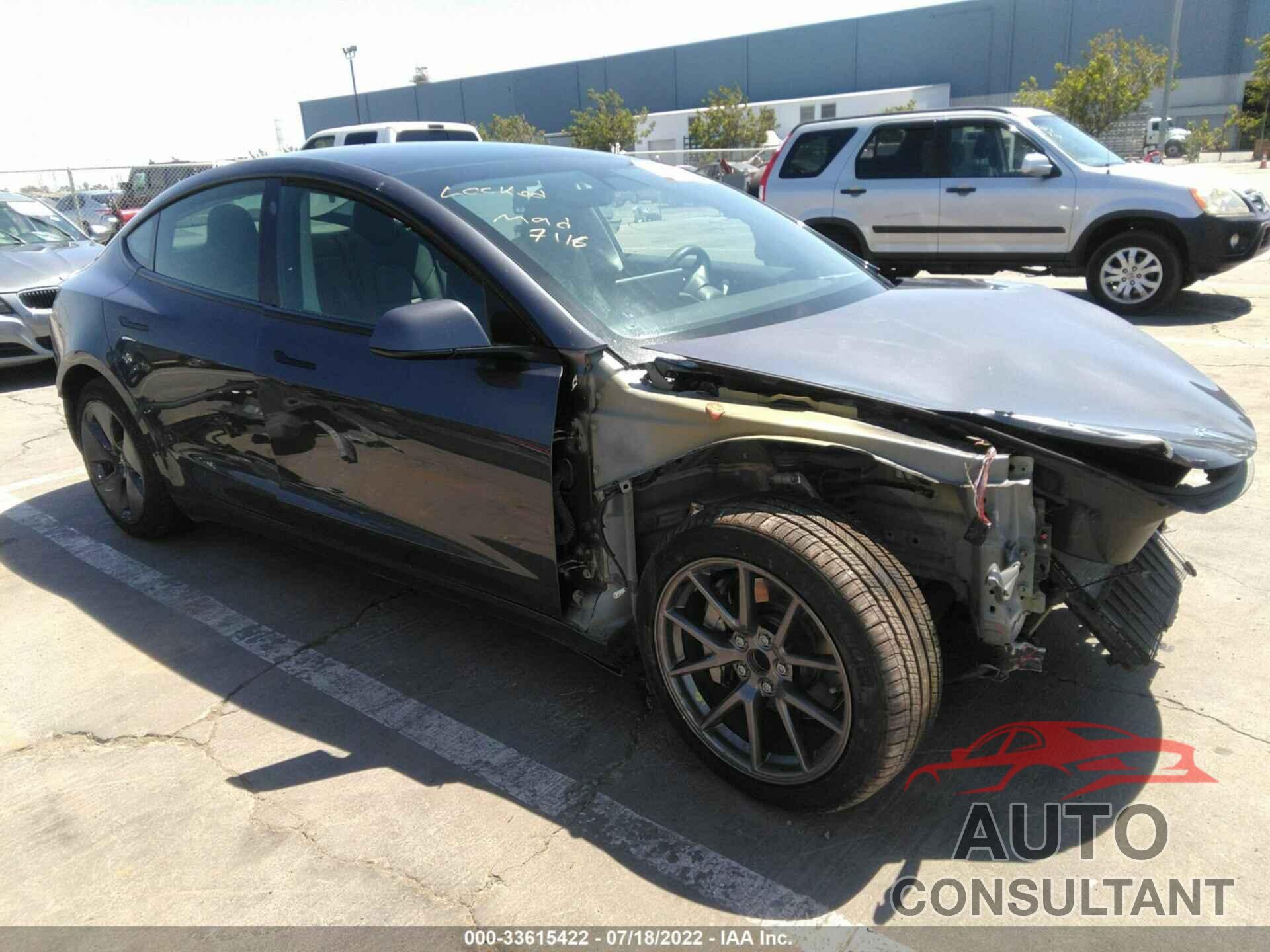 TESLA MODEL 3 2021 - 5YJ3E1EA0MF875981