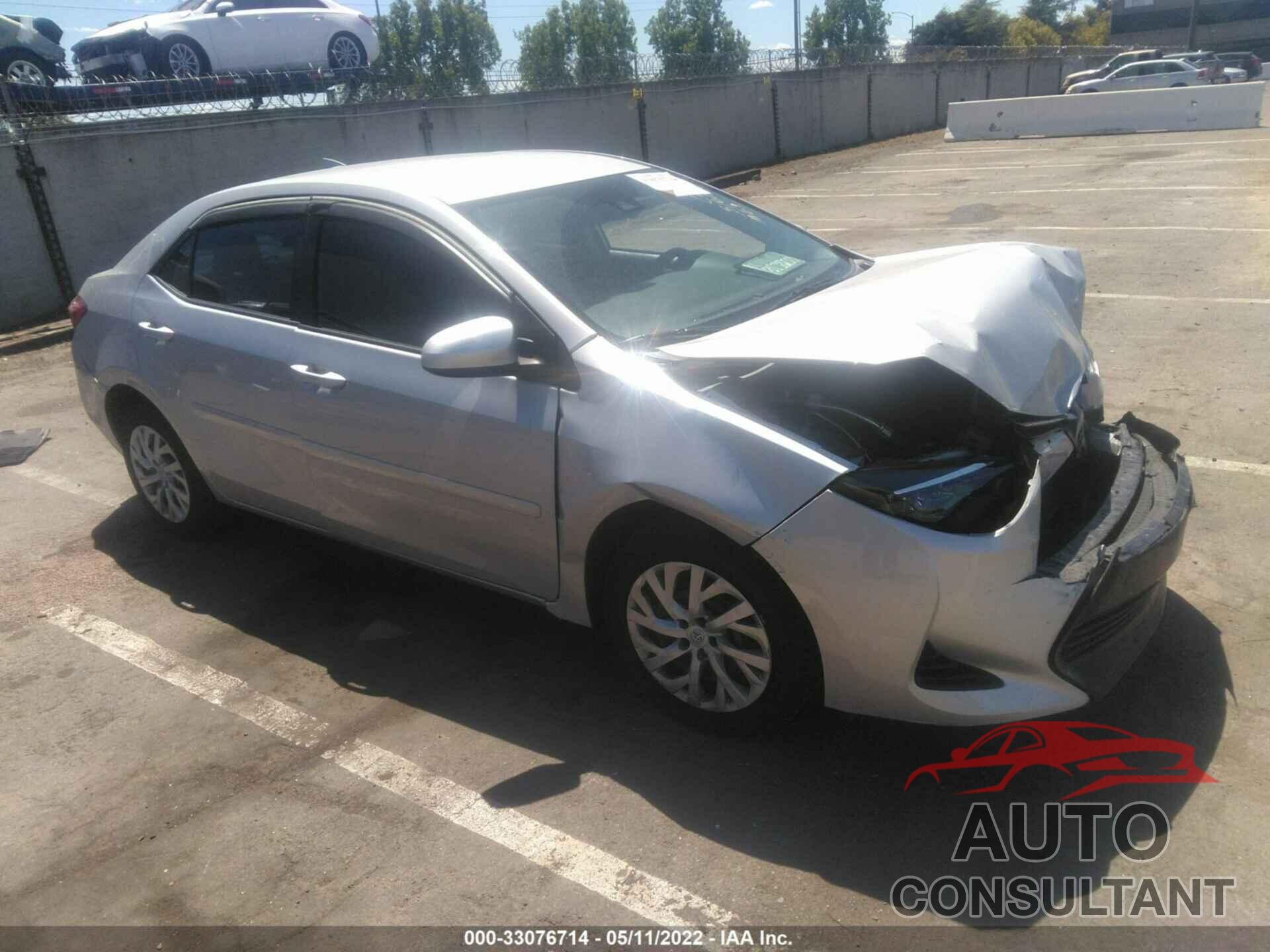TOYOTA COROLLA 2018 - 5YFBURHE1JP782169