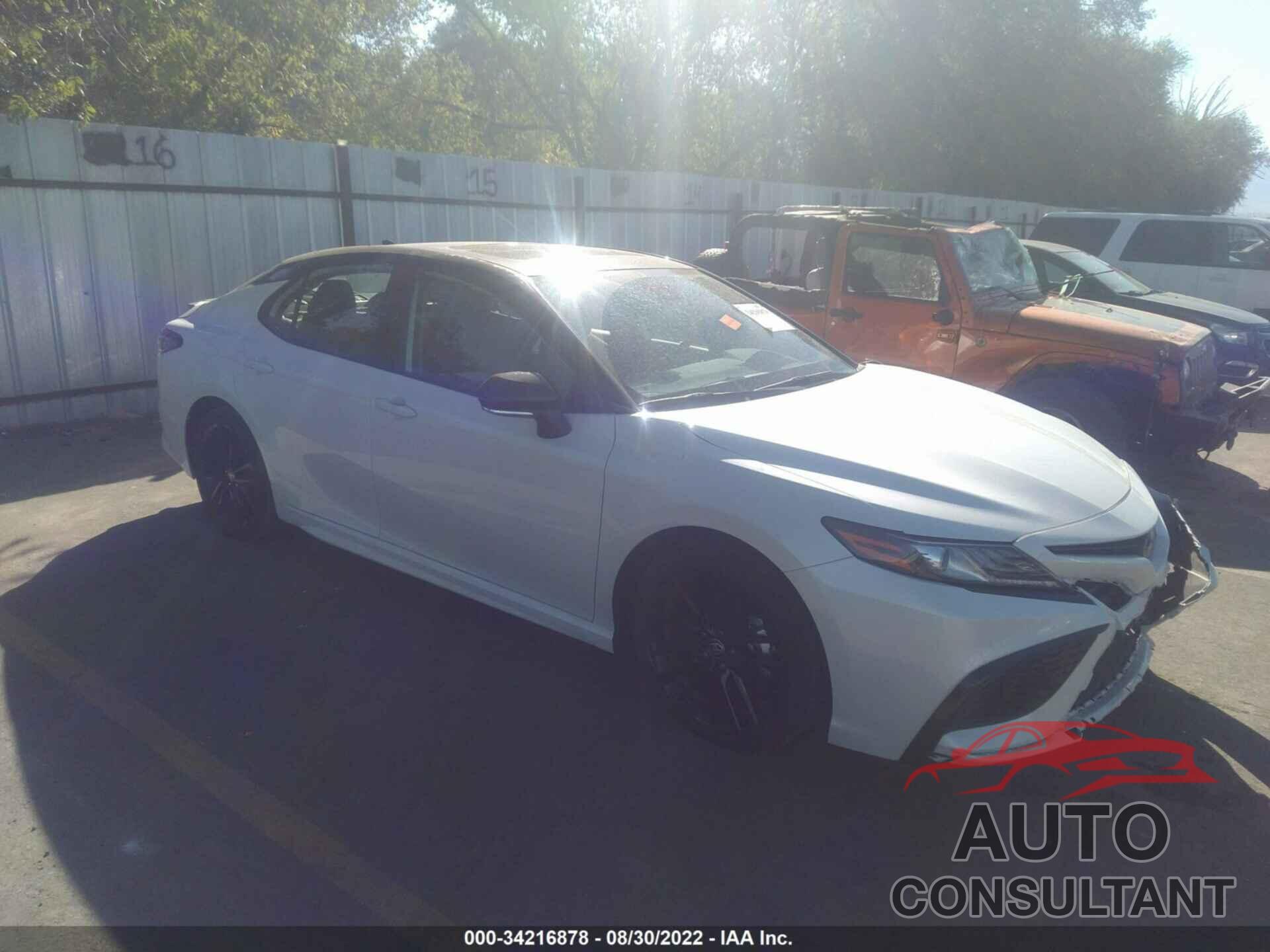 TOYOTA CAMRY 2022 - 4T1K31AK4NU036968