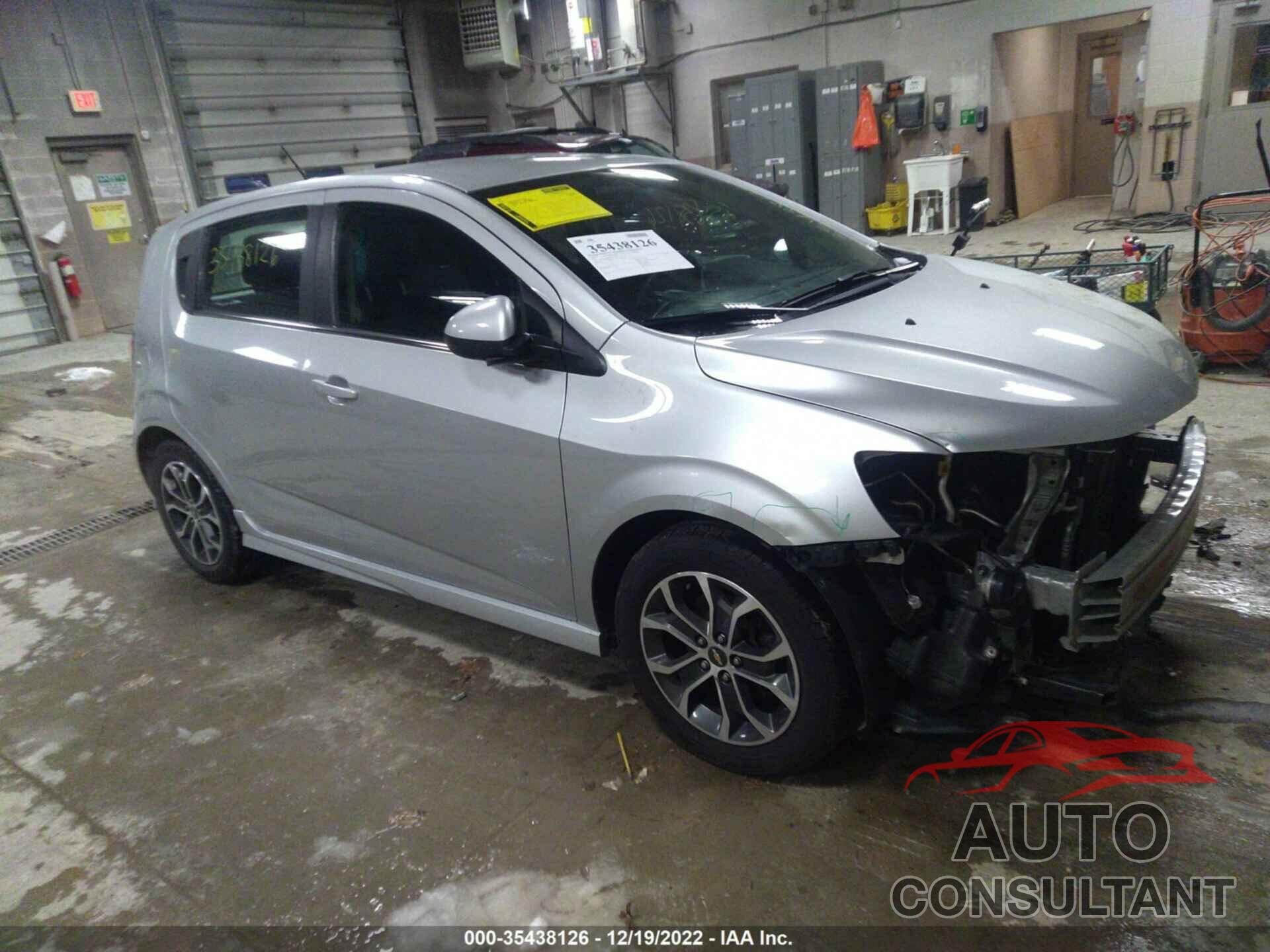 CHEVROLET SONIC 2017 - 1G1JD6SH6H4147595