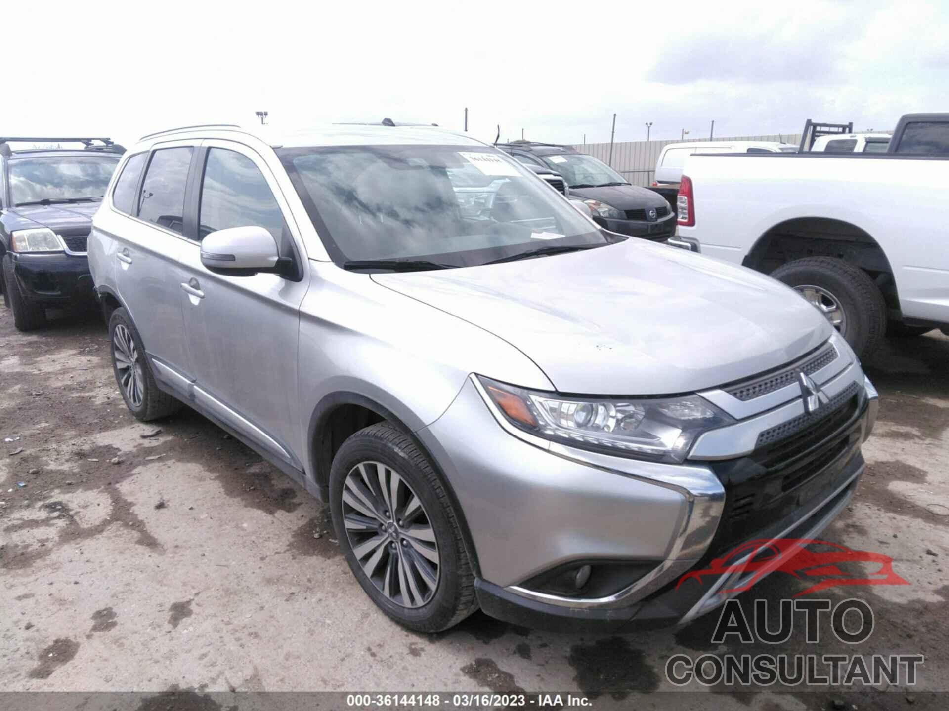 MITSUBISHI OUTLANDER 2020 - JA4AZ3A39LZ034937