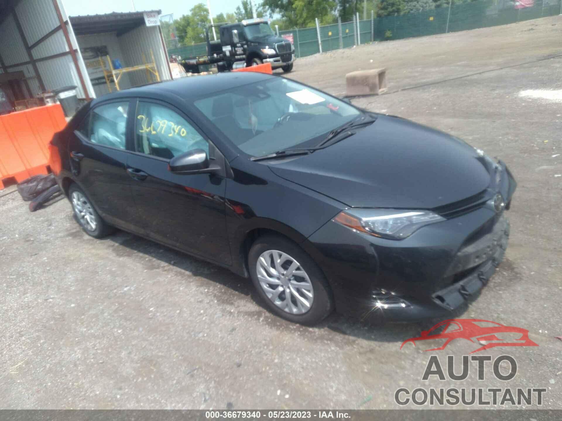 TOYOTA COROLLA 2018 - 2T1BURHE1JC071118