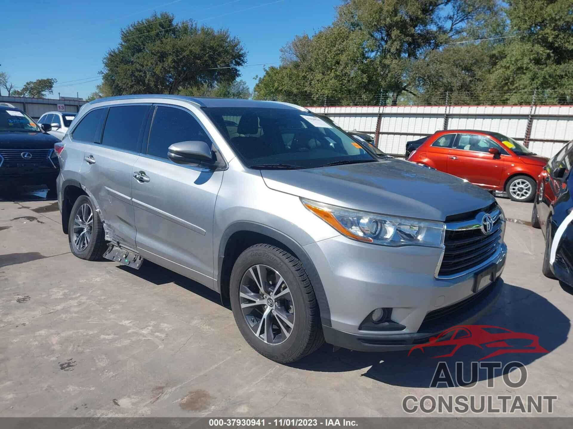 TOYOTA HIGHLANDER 2016 - 5TDJKRFH8GS304748