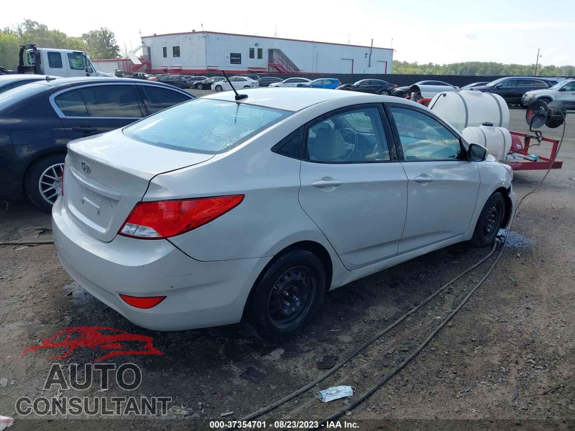 HYUNDAI ACCENT 2016 - KMHCT4AE2GU106471