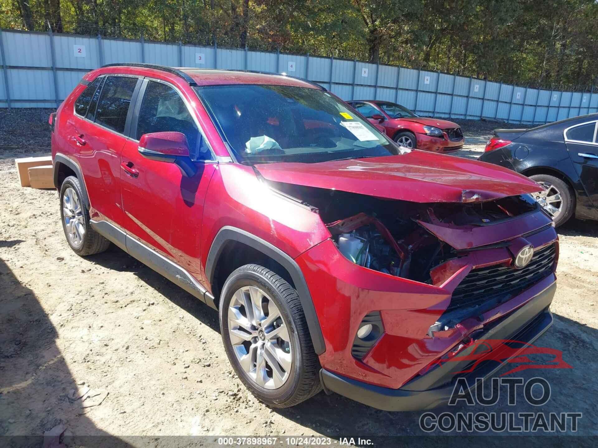 TOYOTA RAV4 2021 - 2T3C1RFV6MW181348