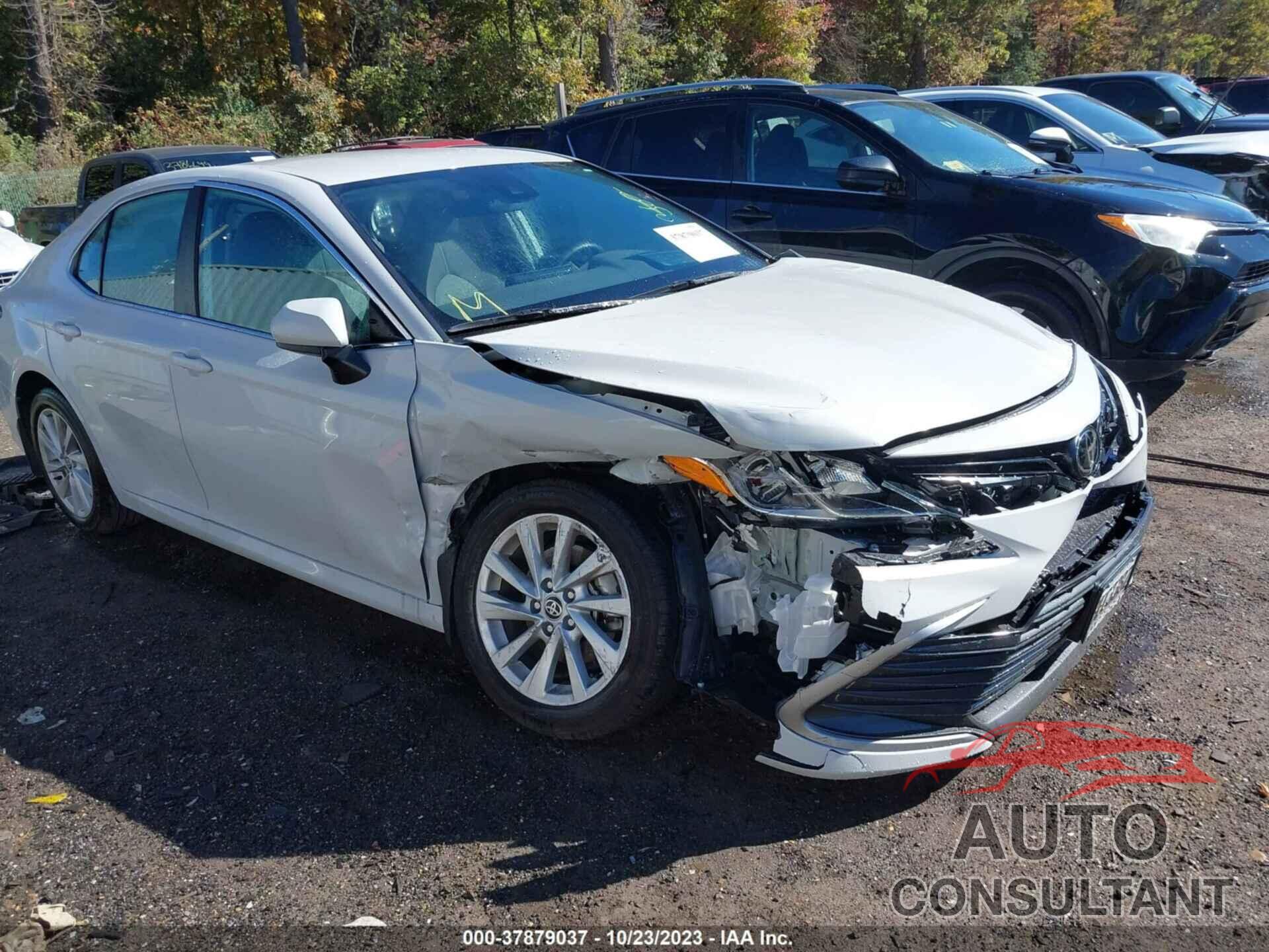 2022 CAMRY TOYOTA