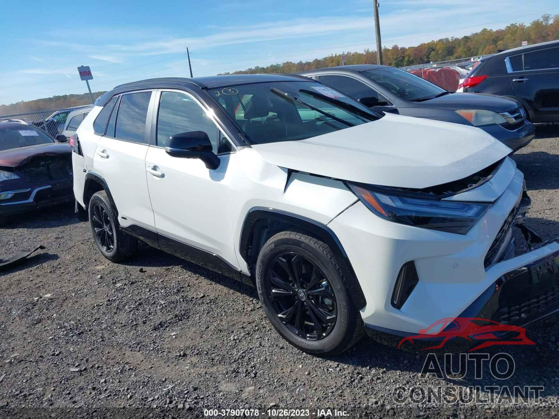 TOYOTA RAV4 2022 - 4T3E6RFV0NU075912
