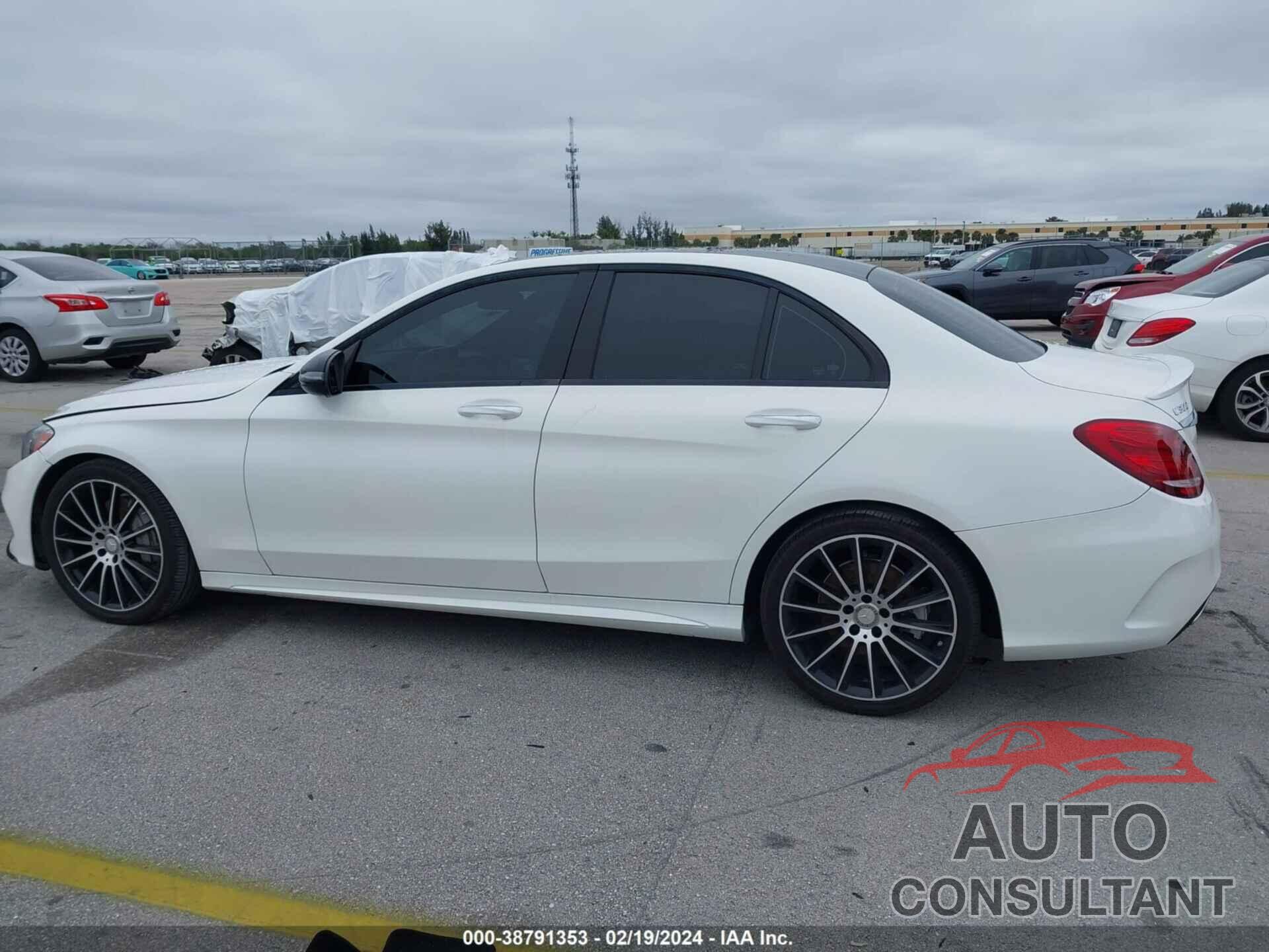 MERCEDES-BENZ C 300 2017 - 55SWF4JB5HU203400