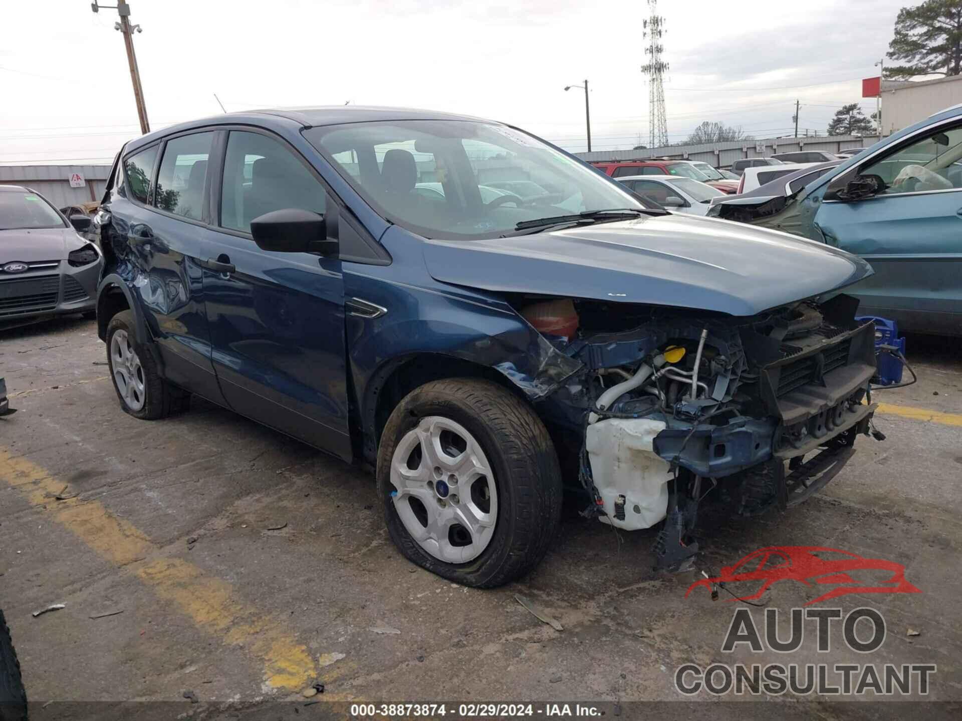 FORD ESCAPE 2018 - 1FMCU0F72JUC54823