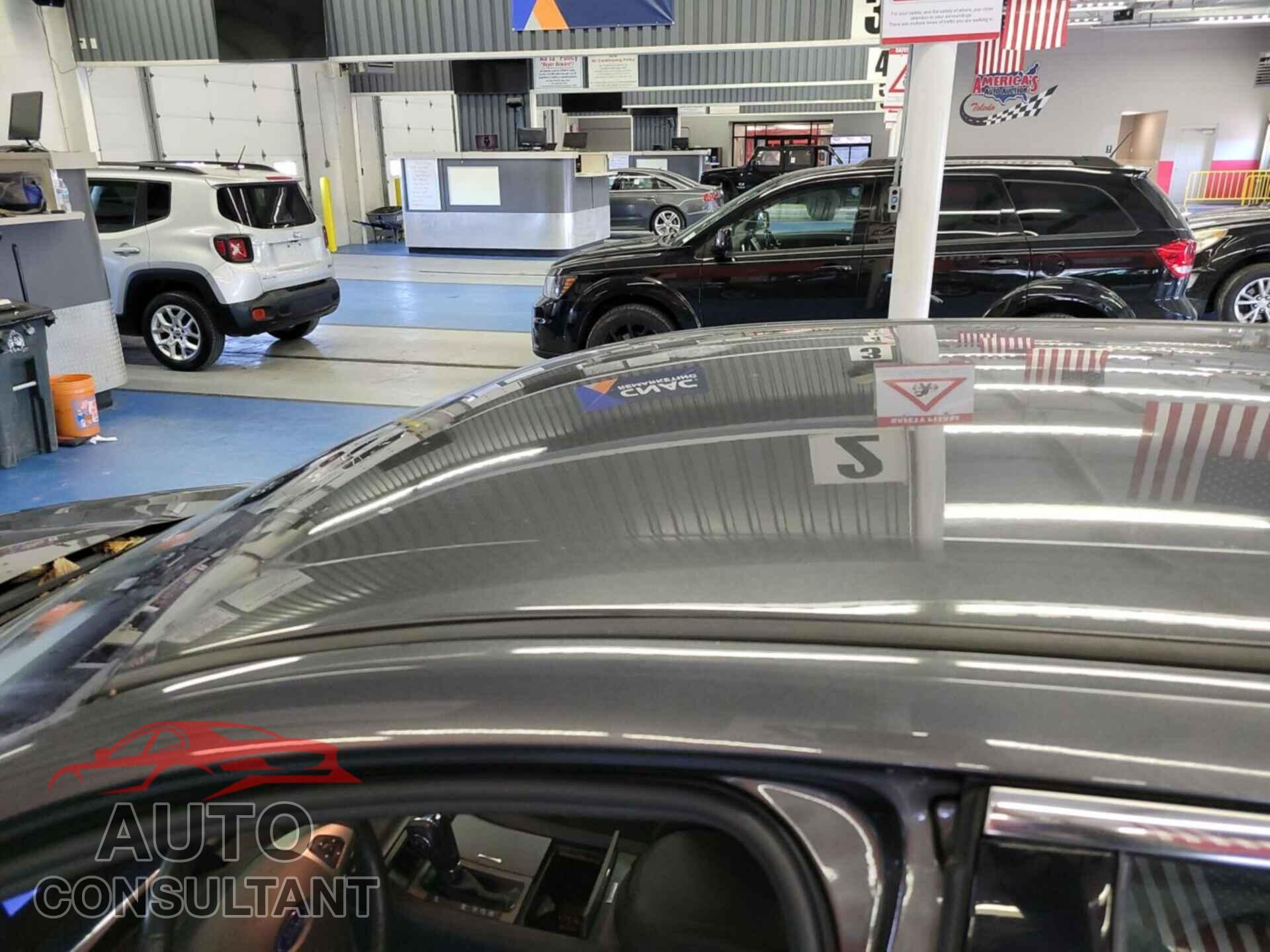 FORD TAURUS 2015 - 1FAHP2E80FG193782