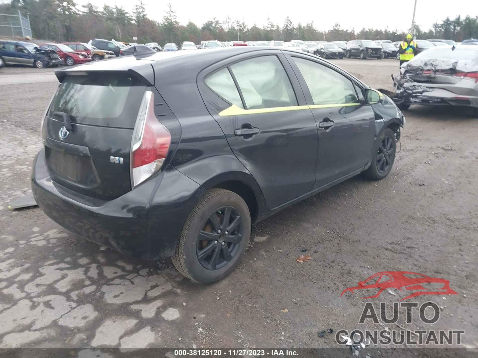 TOYOTA PRIUS C 2016 - JTDKDTB32G1120568