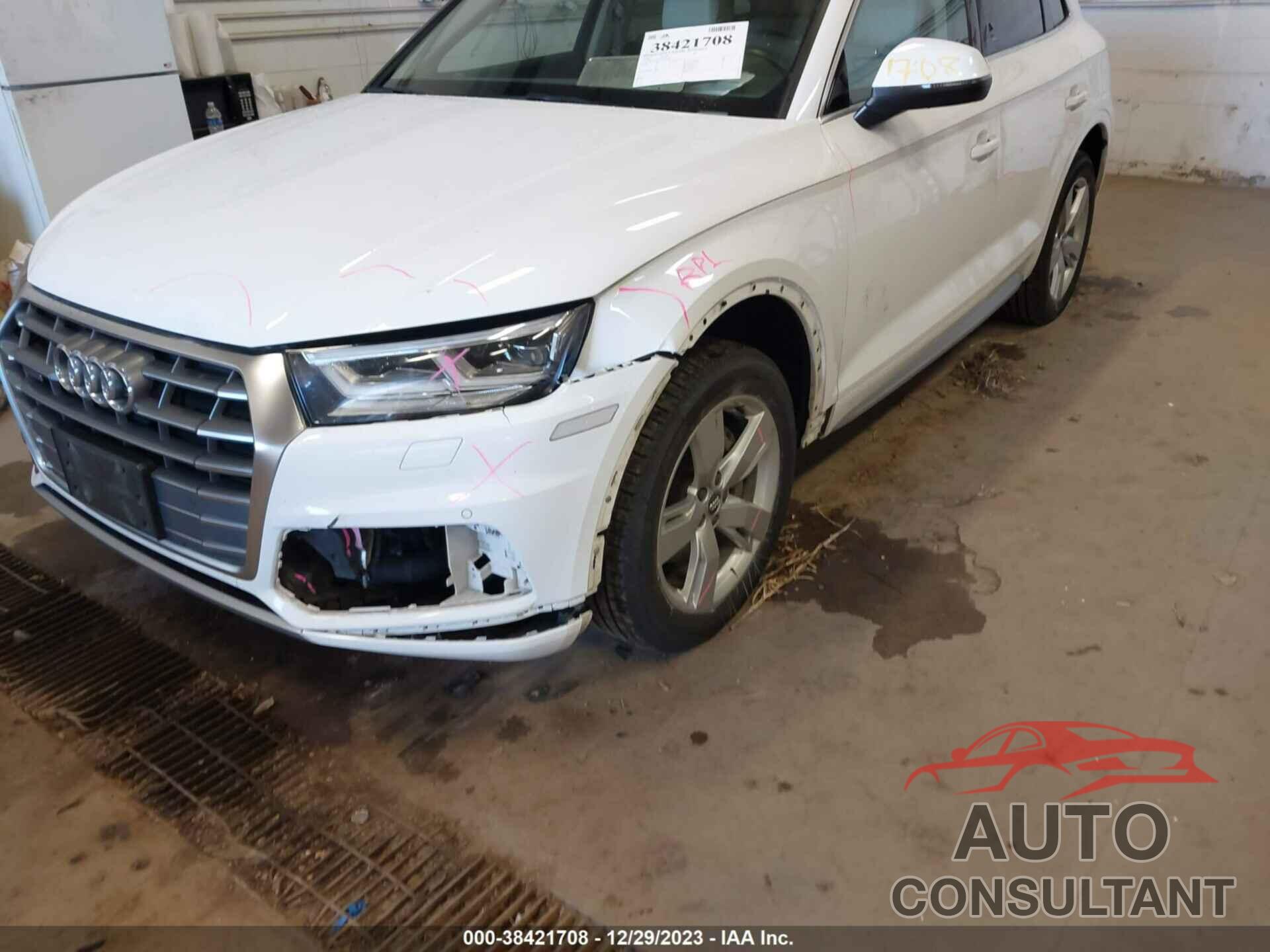 AUDI Q5 2018 - WA1BNAFY1J2204366