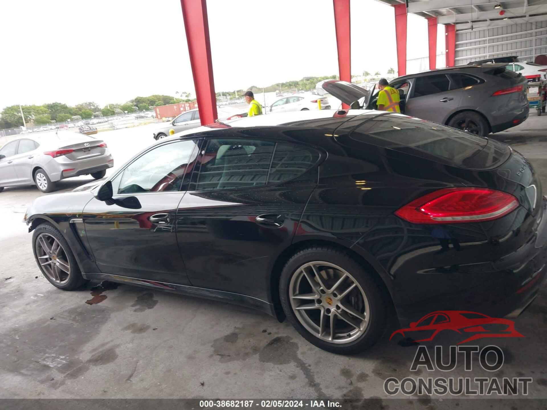 PORSCHE PANAMERA 2016 - WP0AA2A72GL003127