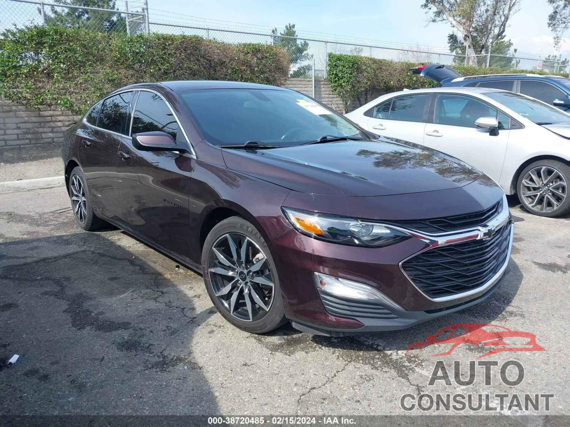 CHEVROLET MALIBU 2020 - 1G1ZG5ST1LF135683
