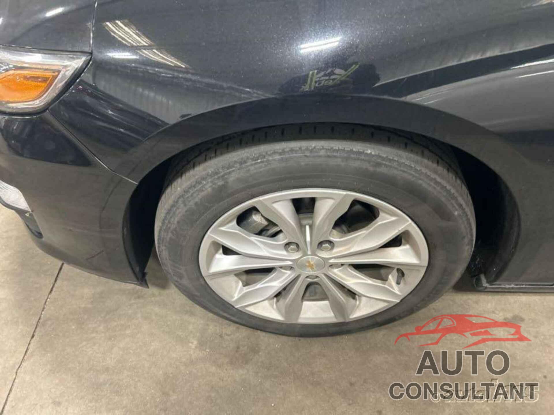 CHEVROLET MALIBU 2019 - 1G1ZD5ST0KF134869