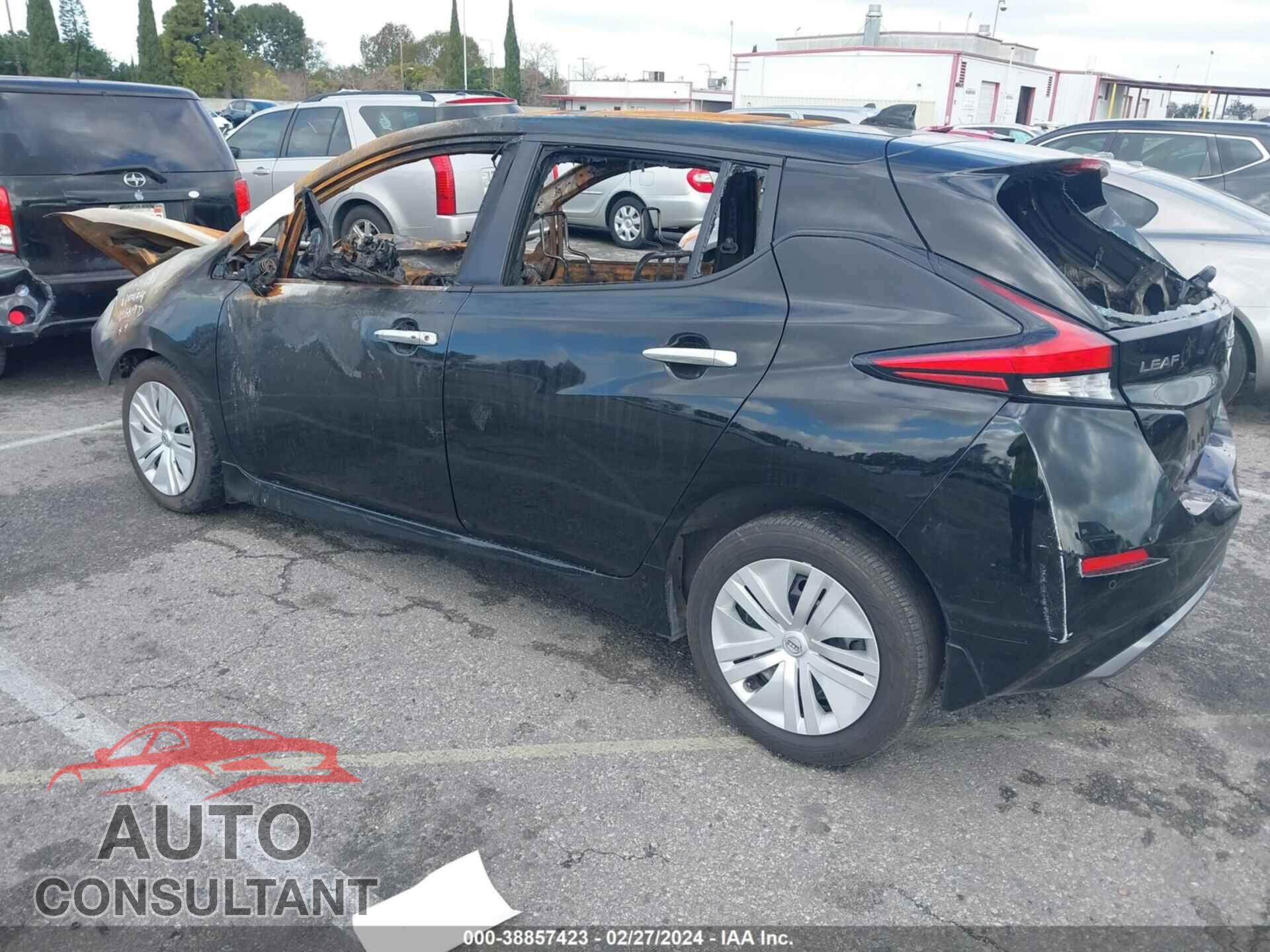 NISSAN LEAF 2023 - 1N4AZ1BV2PC557144