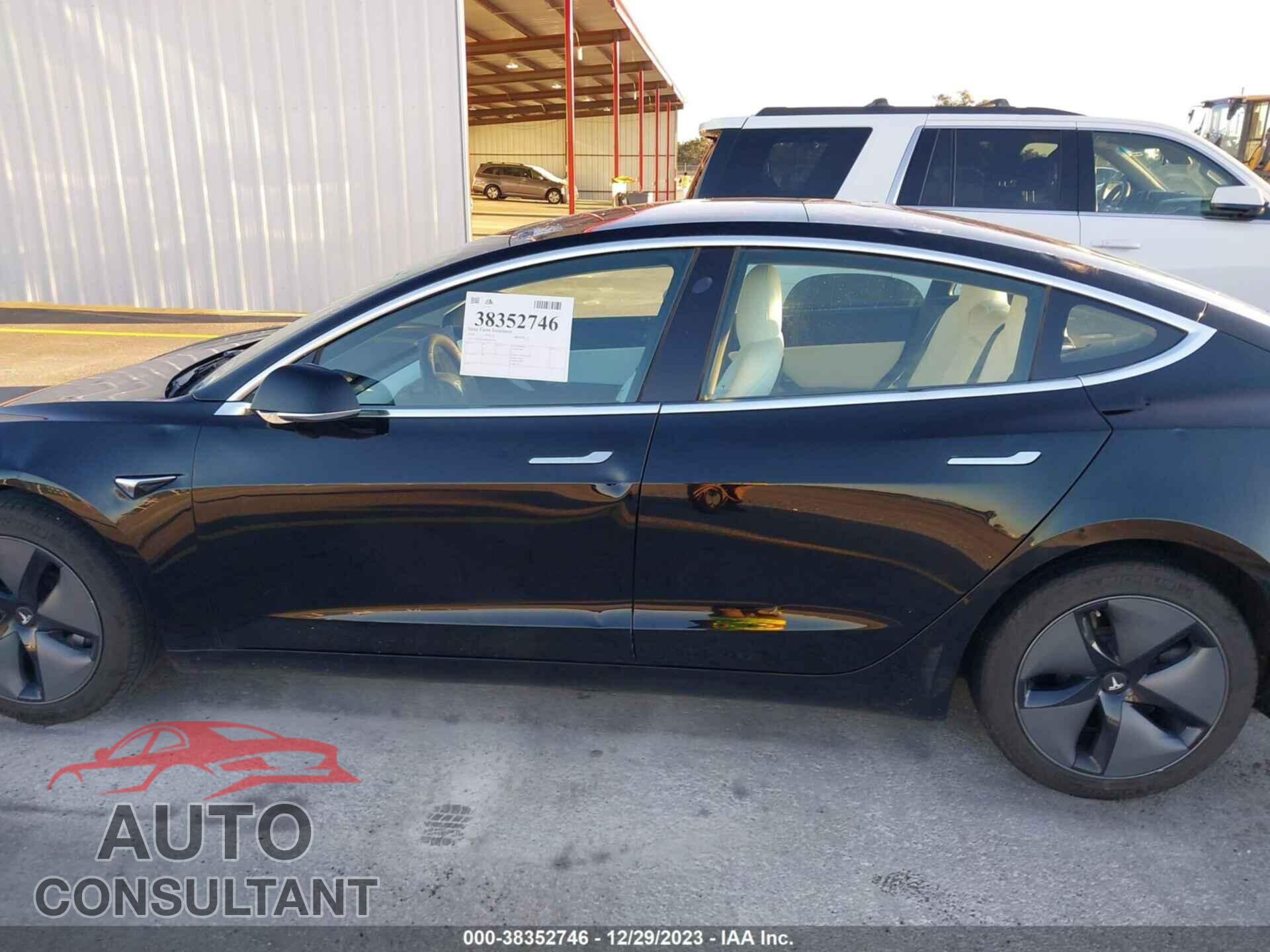 TESLA MODEL 3 2019 - 5YJ3E1EA8KF332150