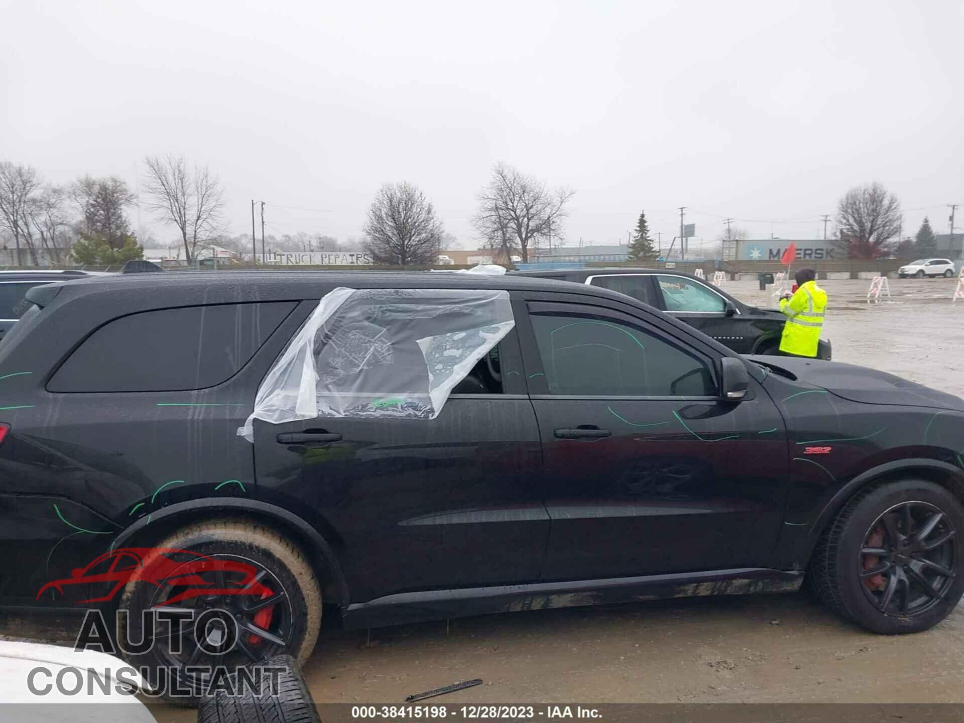 DODGE DURANGO 2018 - 1C4SDJGJ7JC444557