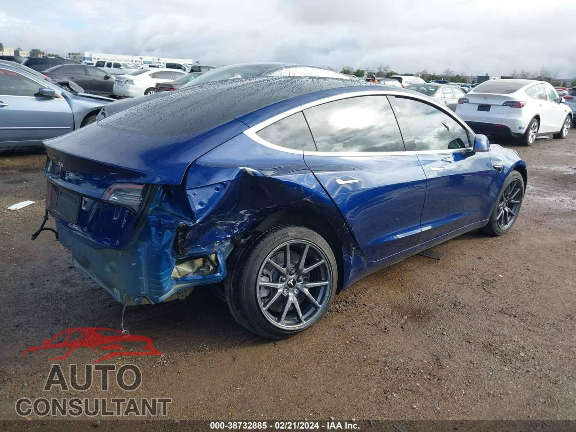 TESLA MODEL 3 2019 - 5YJ3E1EA9KF317947