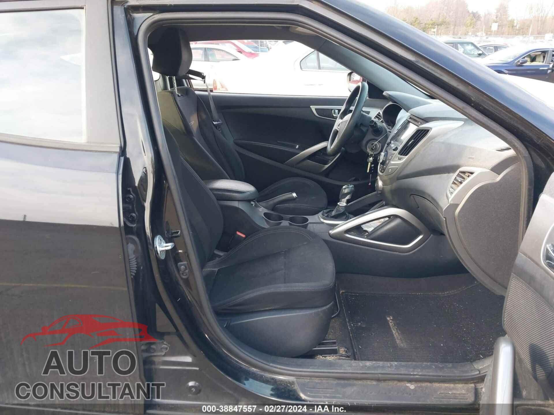 HYUNDAI VELOSTER 2016 - KMHTC6AD9GU282453
