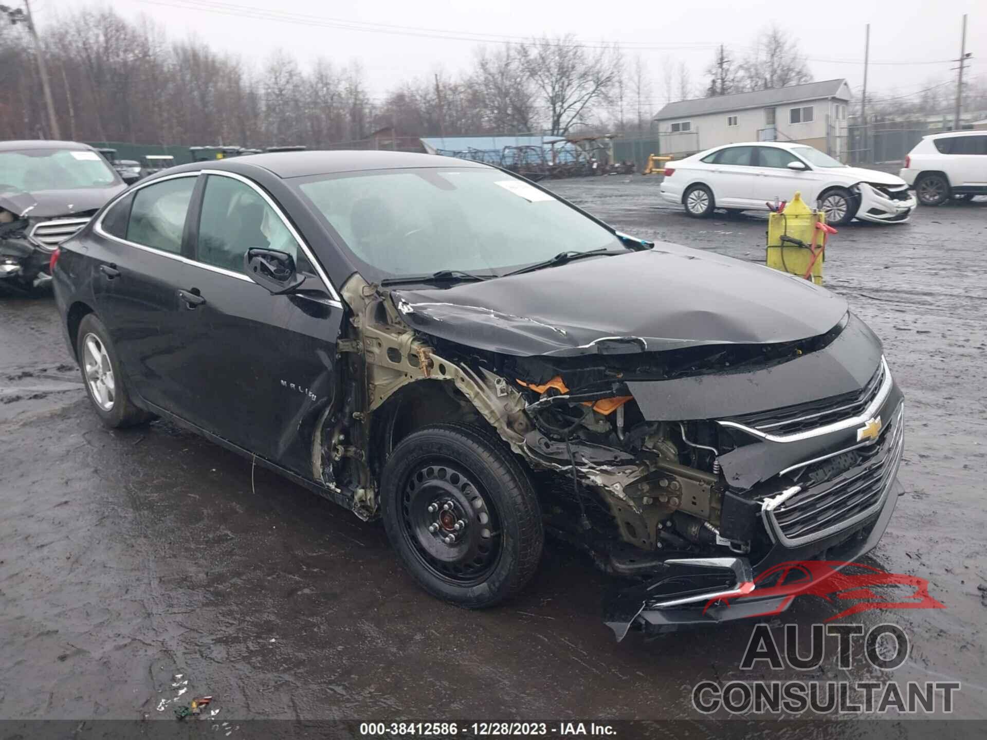CHEVROLET MALIBU 2018 - 1G1ZC5ST5JF101772