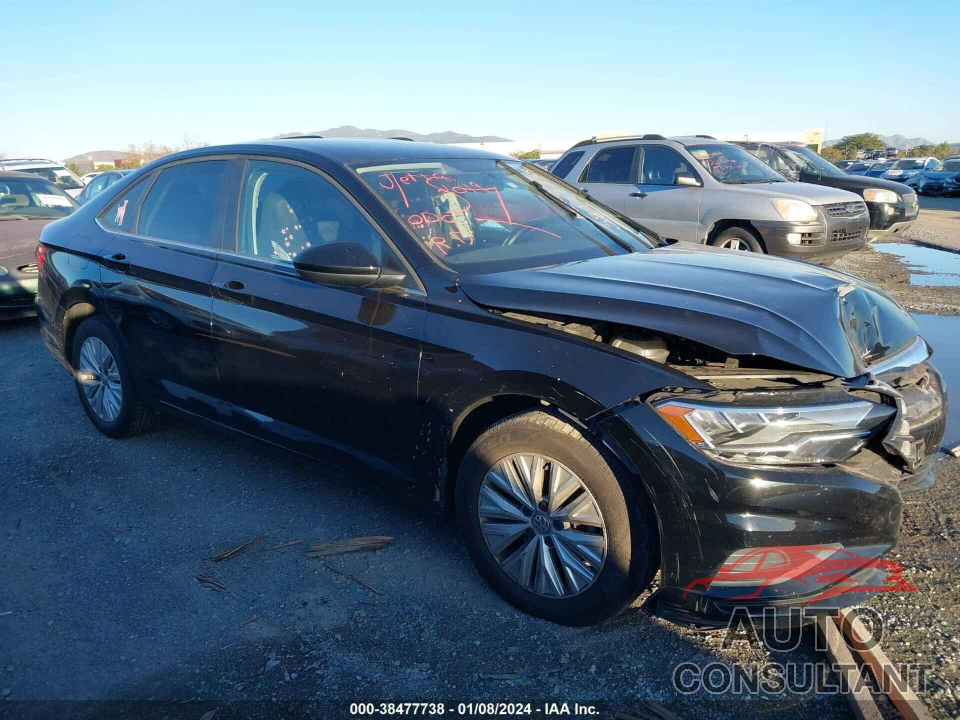 VOLKSWAGEN JETTA 2019 - 3VWC57BU0KM231601