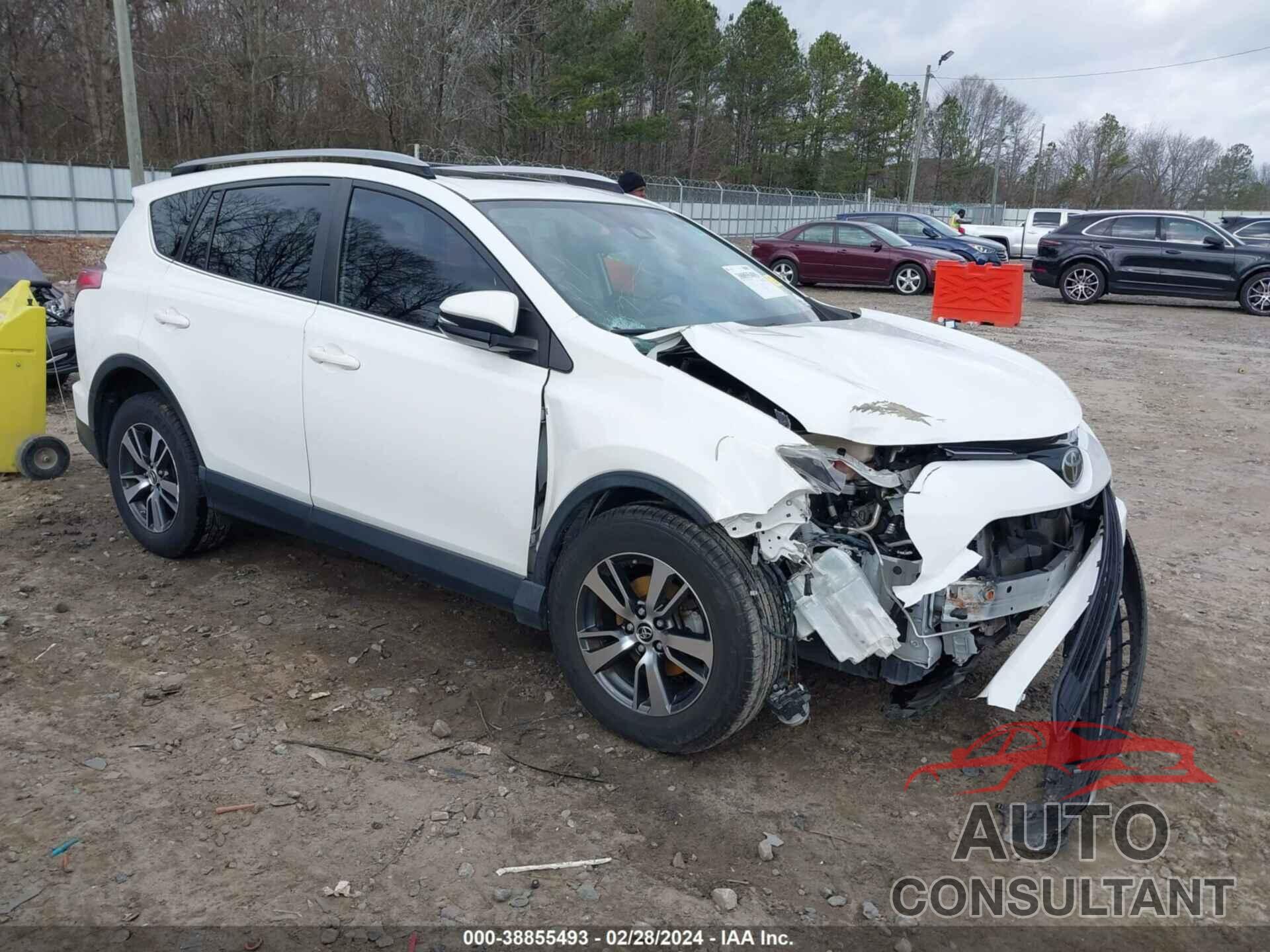 TOYOTA RAV4 2017 - JTMWFREV6HJ711905