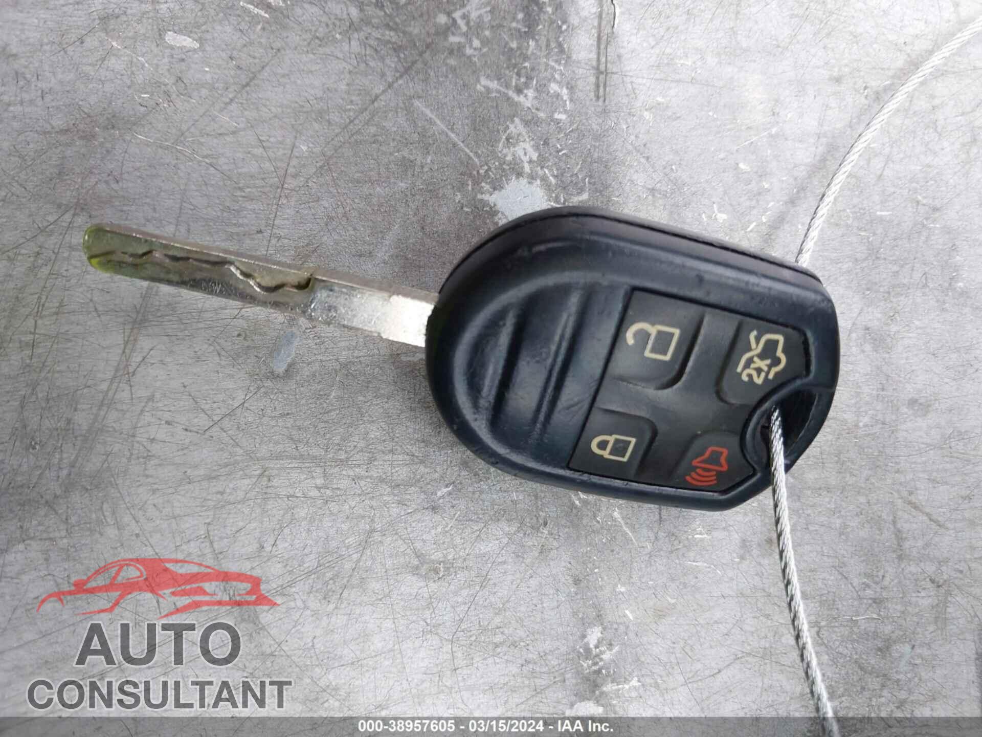 FORD FIESTA 2017 - 3FADP4EJ0HM131921