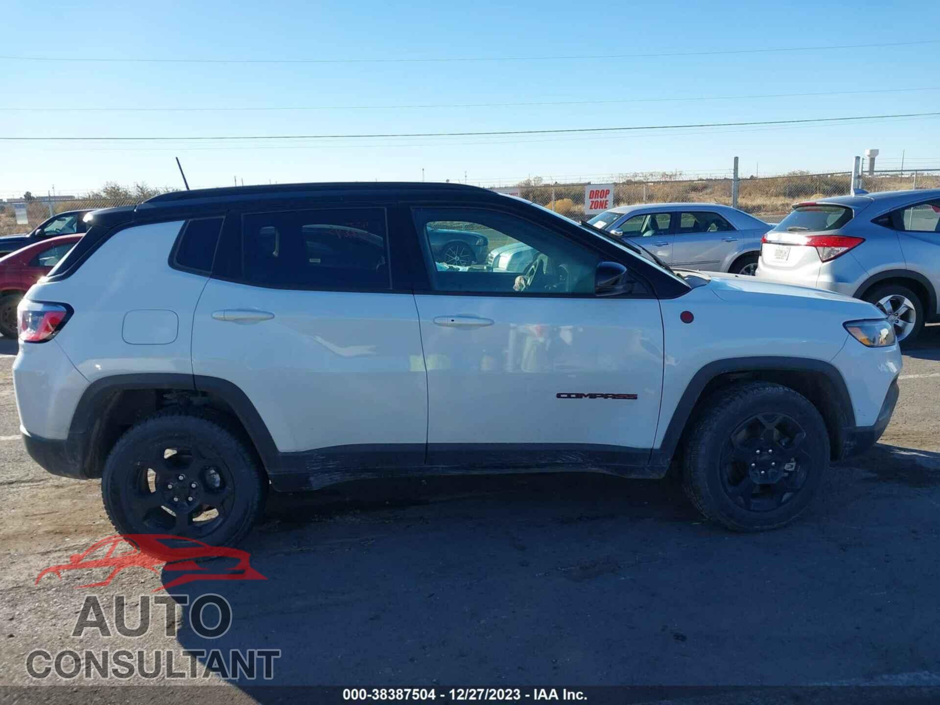 JEEP COMPASS 2023 - 3C4NJDDN4PT549844