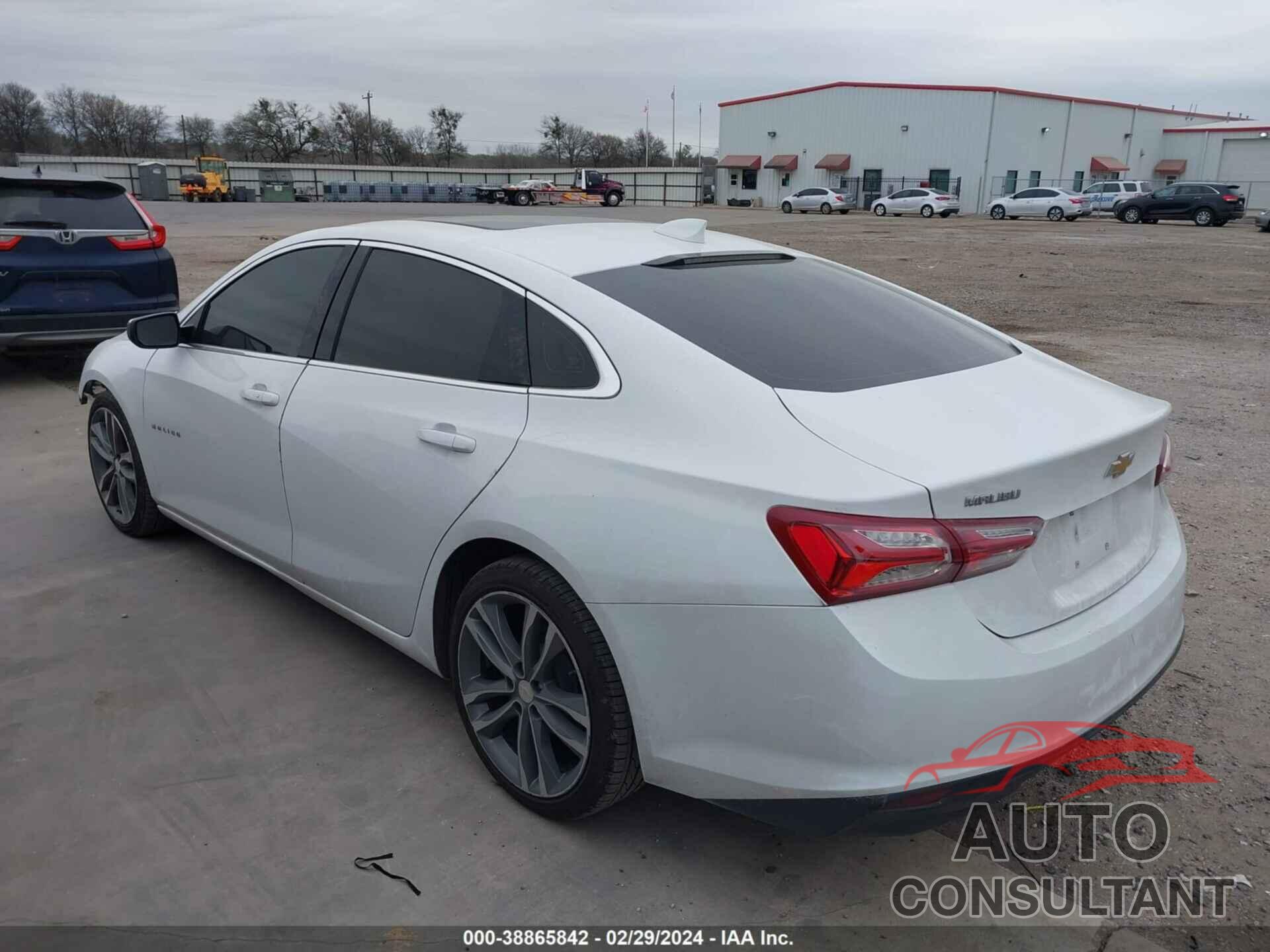 CHEVROLET MALIBU 2021 - 1G1ZD5ST7MF021696