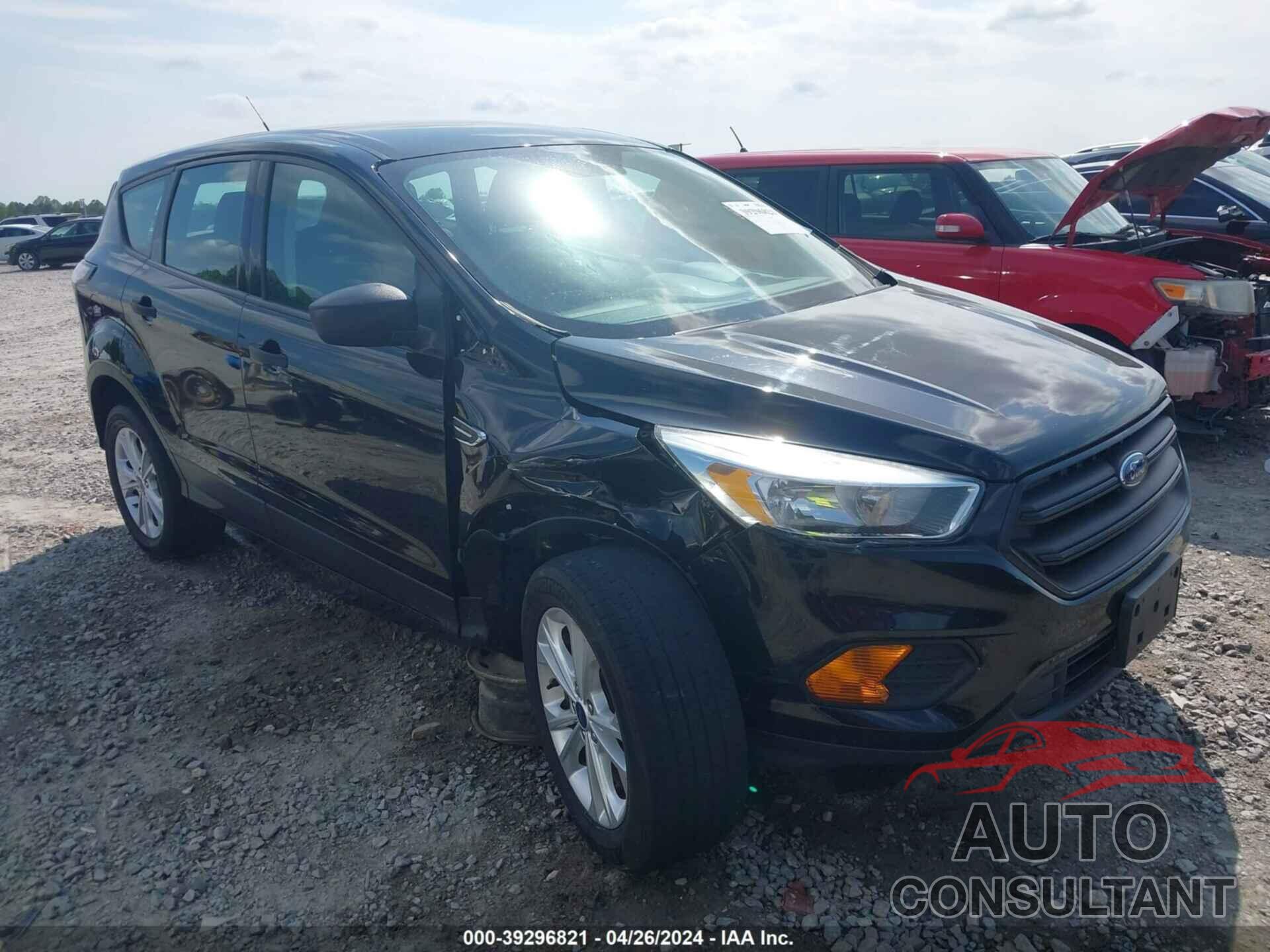 FORD ESCAPE 2017 - 1FMCU0F72HUF01719