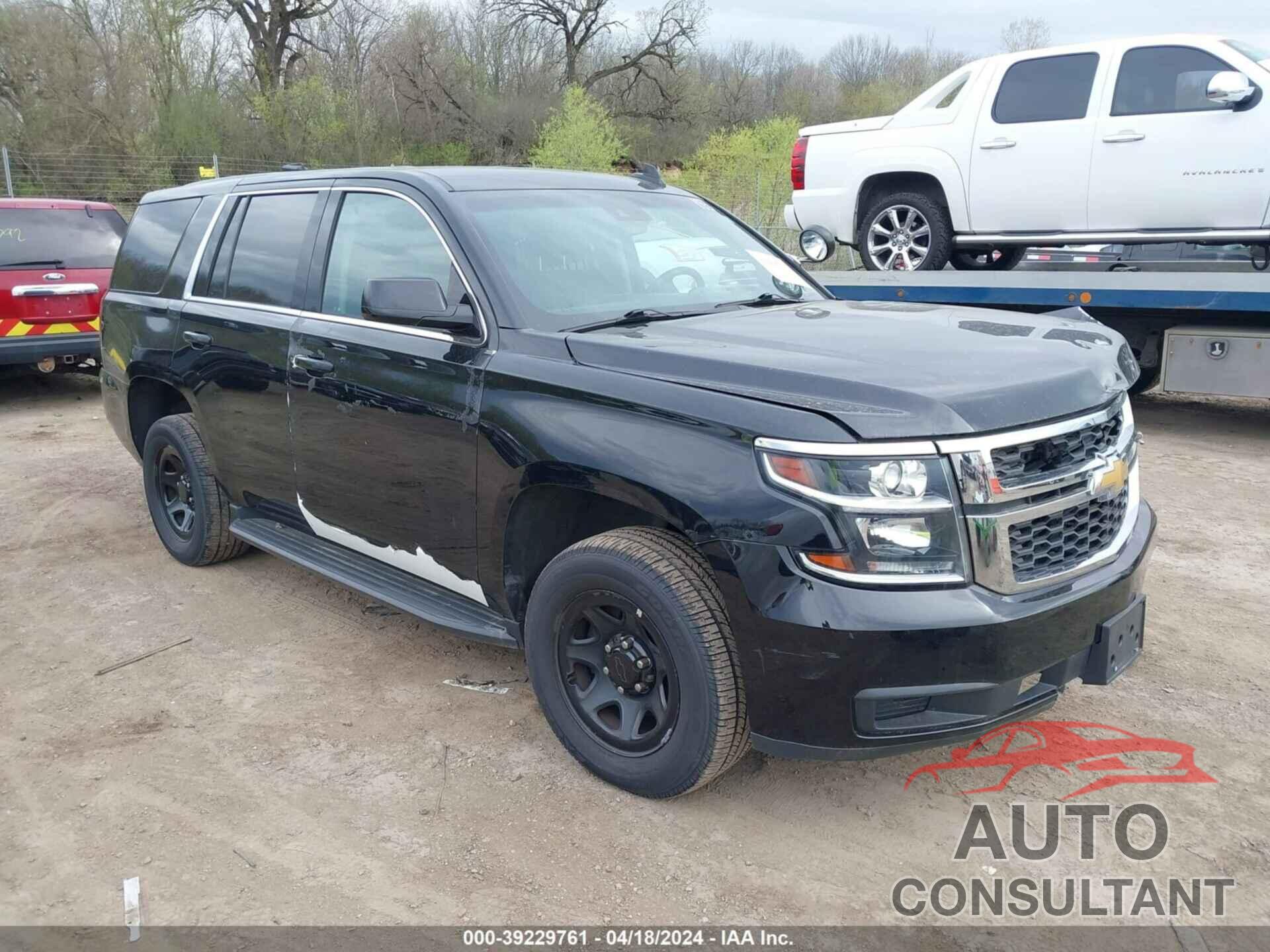 CHEVROLET TAHOE 2018 - 1GNSKDEC1JR341473