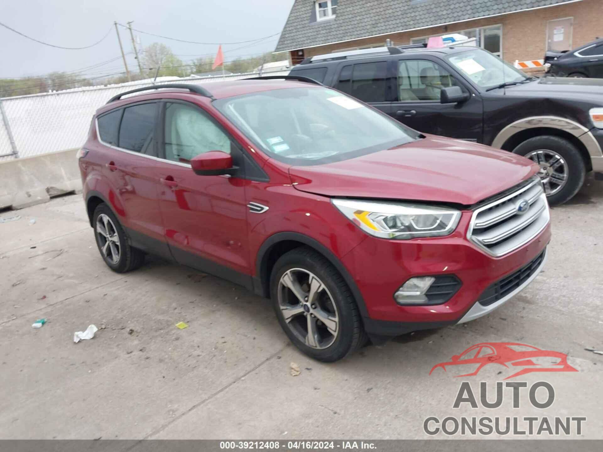 FORD ESCAPE 2017 - 1FMCU0GD6HUA75554