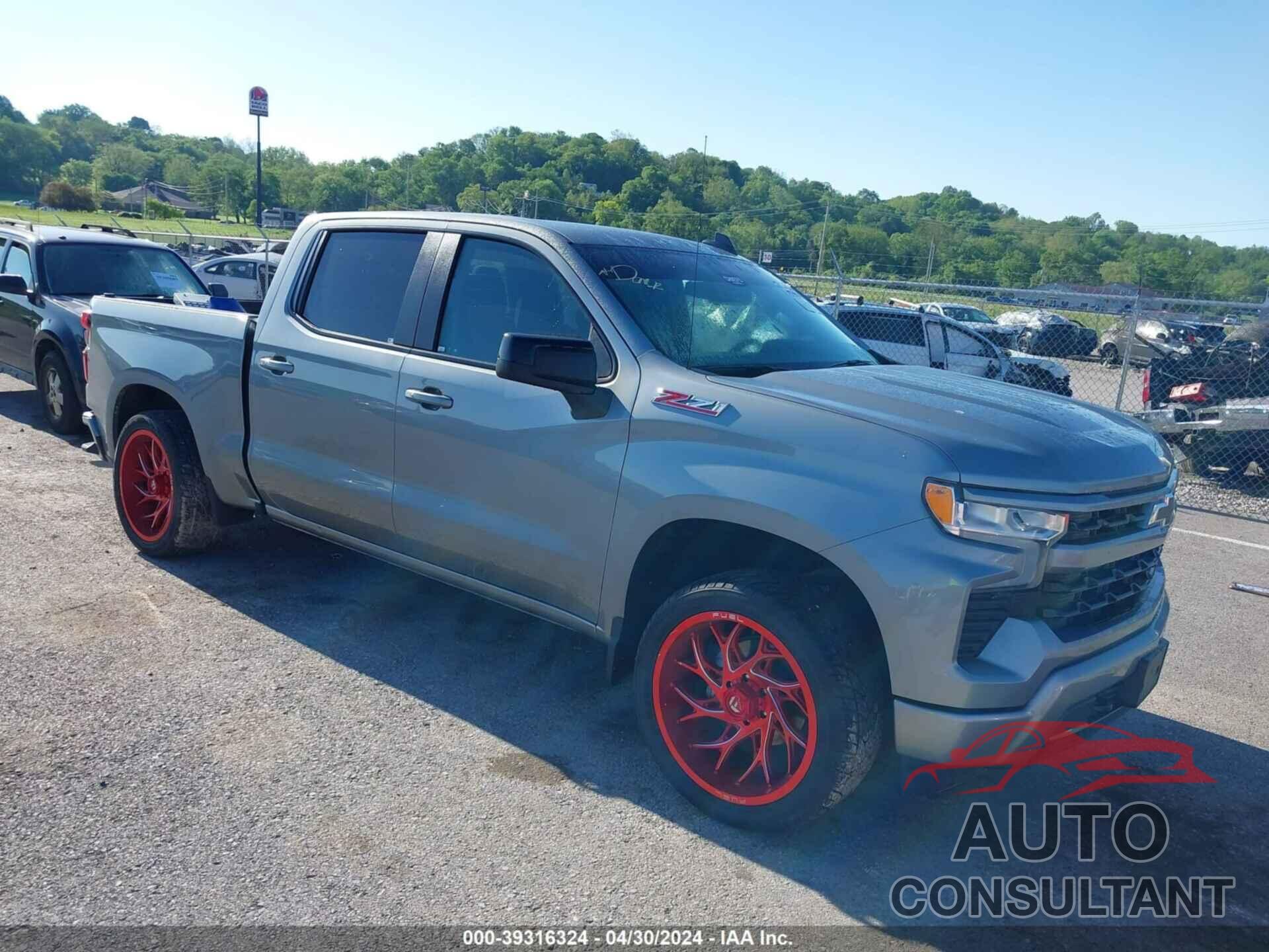 CHEVROLET SILVERADO 1500 2023 - 2GCUDEED6P1135657