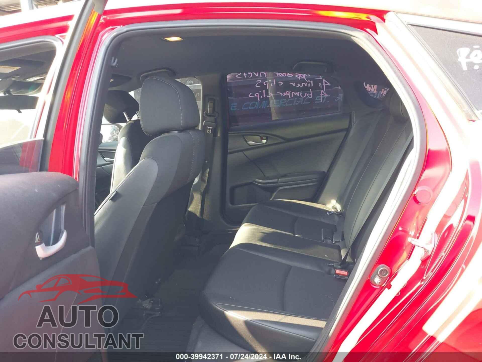 HONDA CIVIC 2019 - 2HGFC2E88KH510186