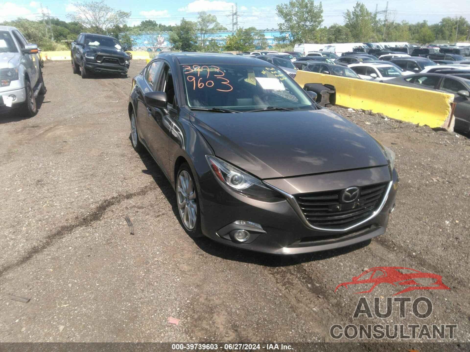 MAZDA MAZDA3 2016 - JM1BM1X36G1301587