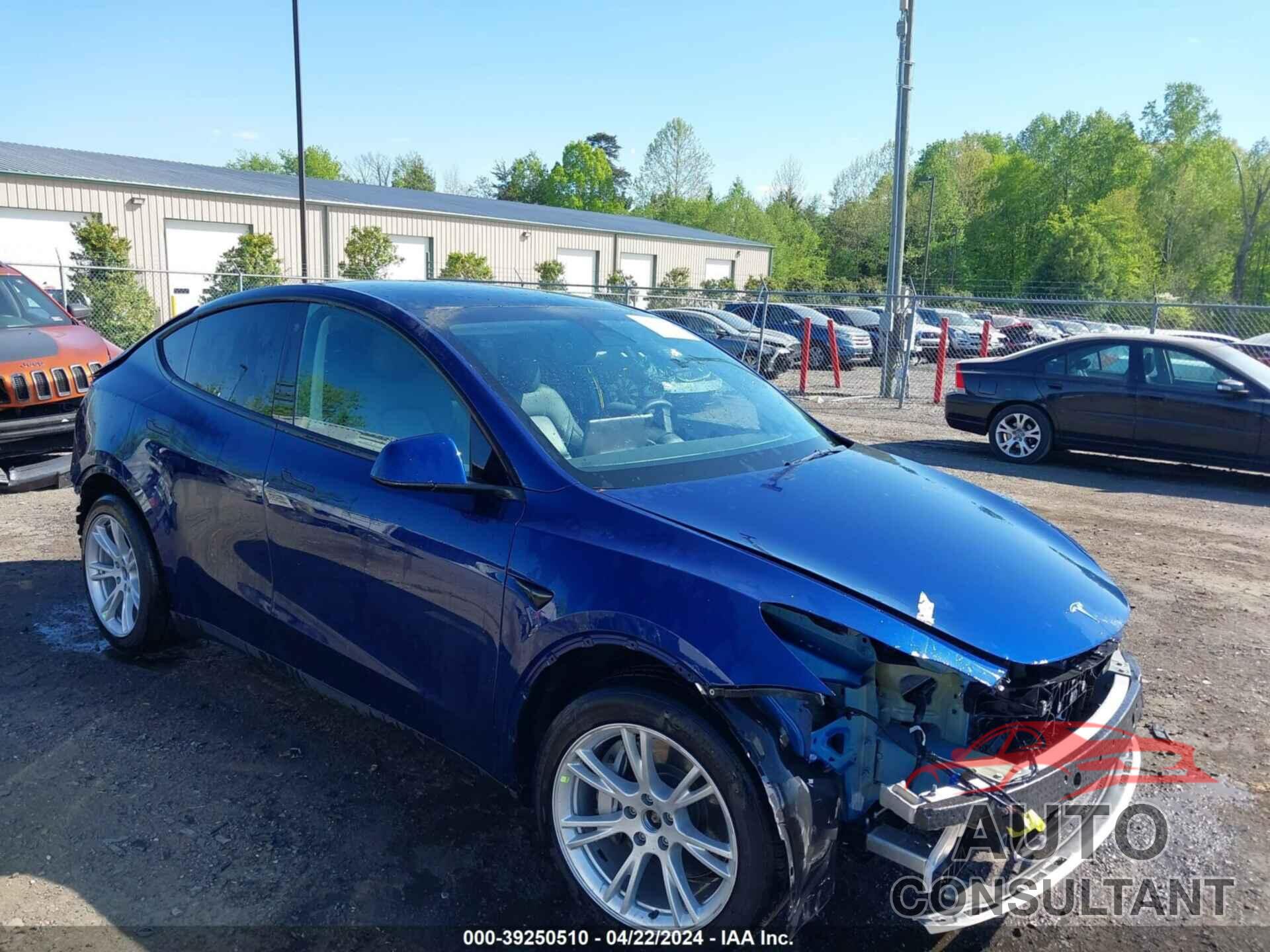 TESLA MODEL Y 2023 - 7SAYGAEE2PF667255