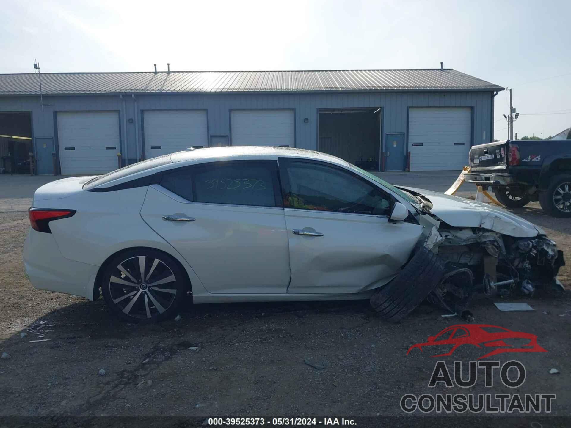 NISSAN ALTIMA 2019 - 1N4AL4FV1KC225301