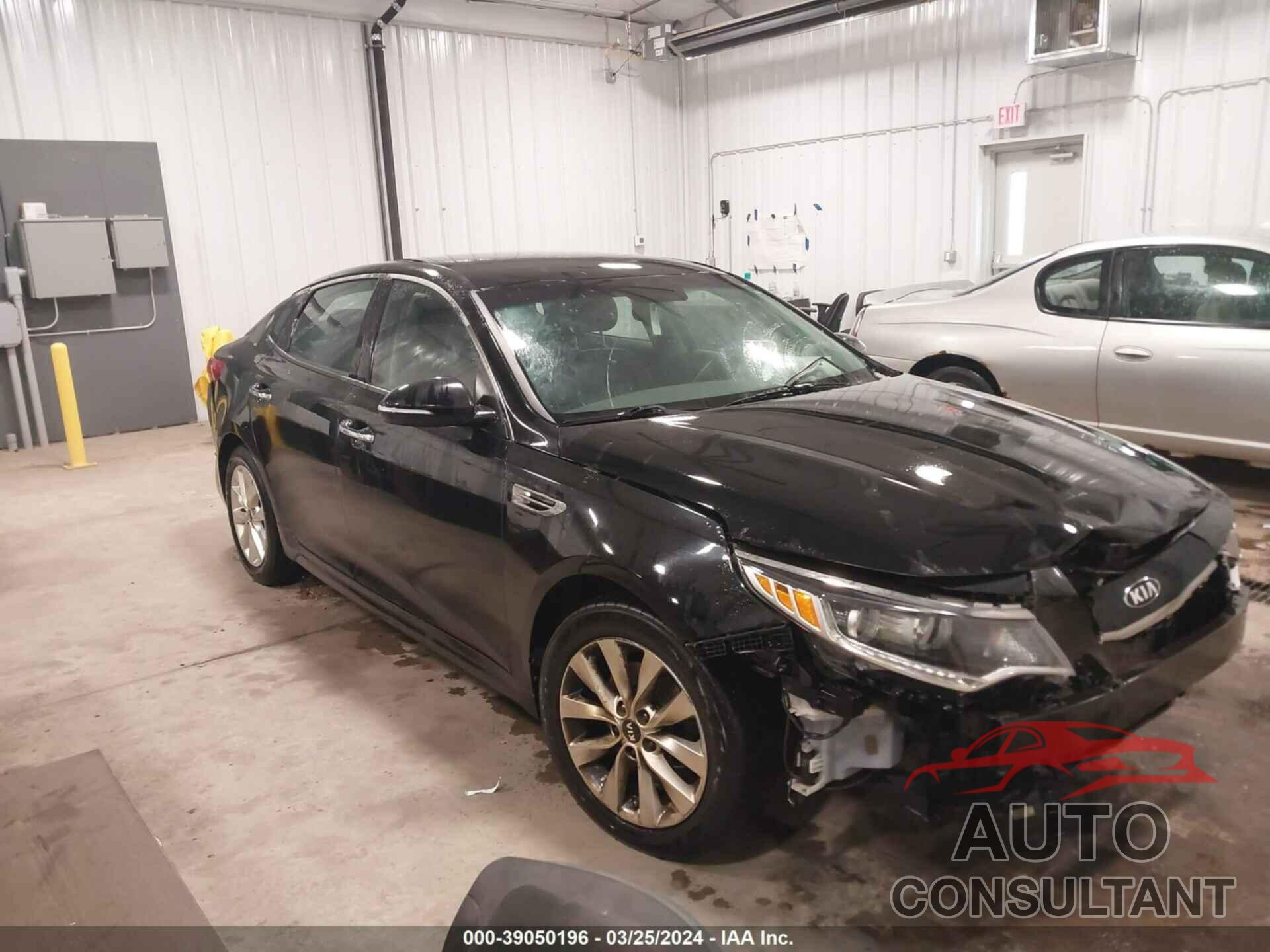 KIA OPTIMA 2018 - 5XXGU4L35JG198073