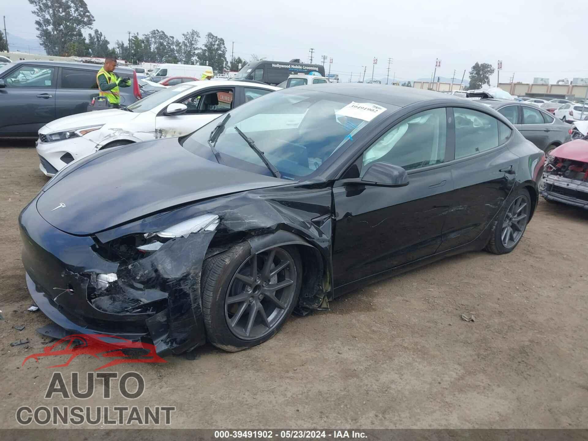 TESLA MODEL 3 2023 - 5YJ3E1EA0PF680287