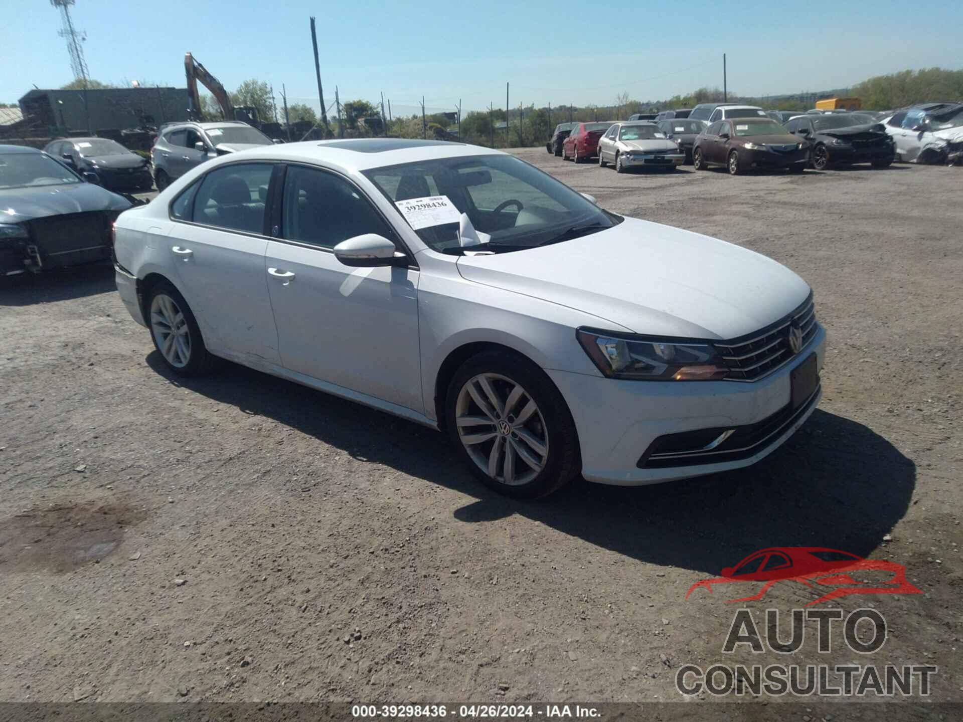 VOLKSWAGEN PASSAT 2019 - 1VWLA7A37KC003066