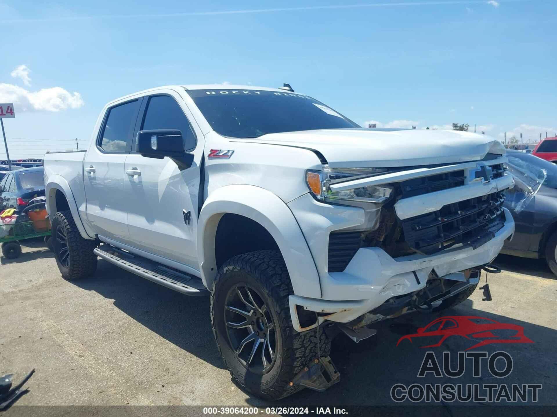 CHEVROLET SILVERADO 1500 2023 - 1GCUDEED7PZ266023