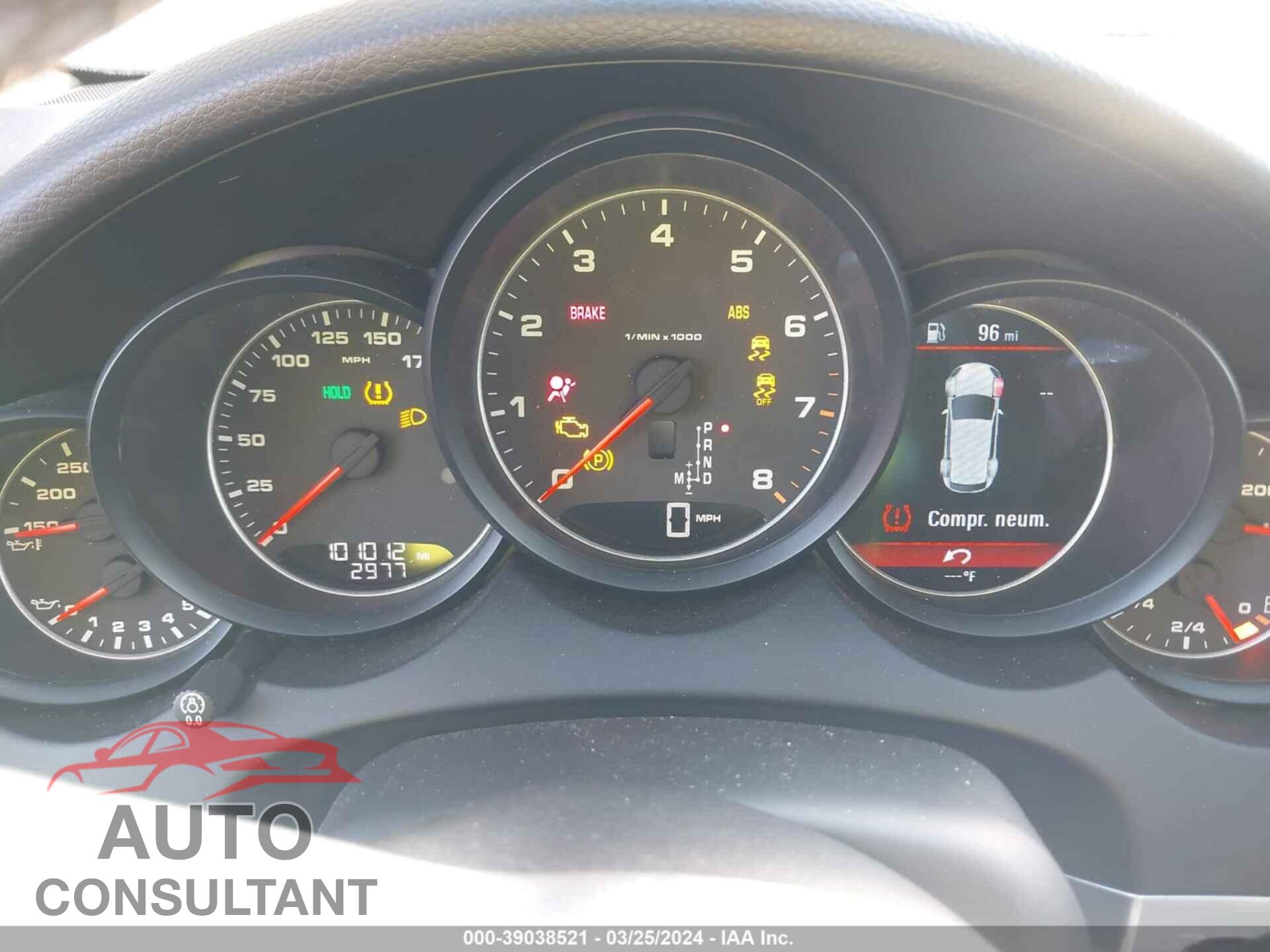 PORSCHE CAYENNE 2017 - WP1AA2A27HKA80277